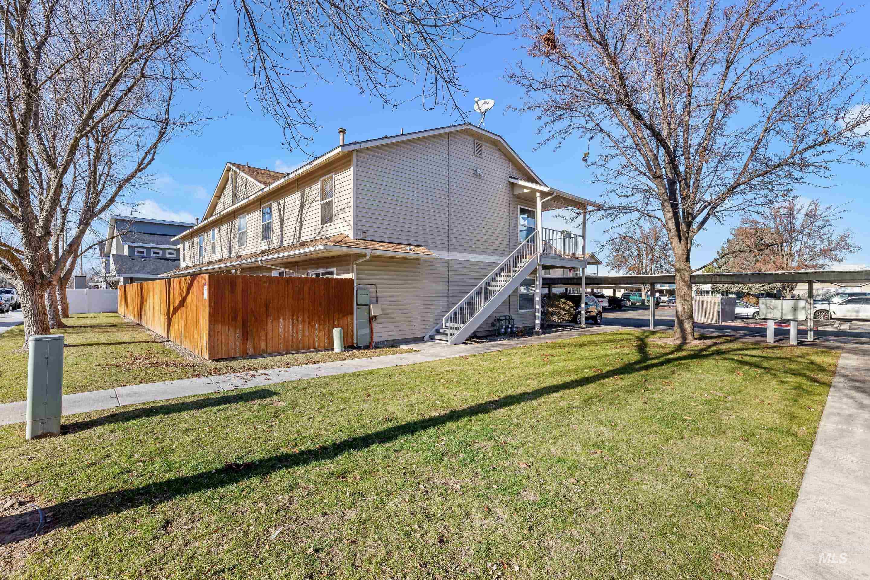 8909 W Irving St., Boise, Idaho 83704, 1 Bedroom, 1 Bathroom, Residential For Sale, Price $224,700,MLS 98970907