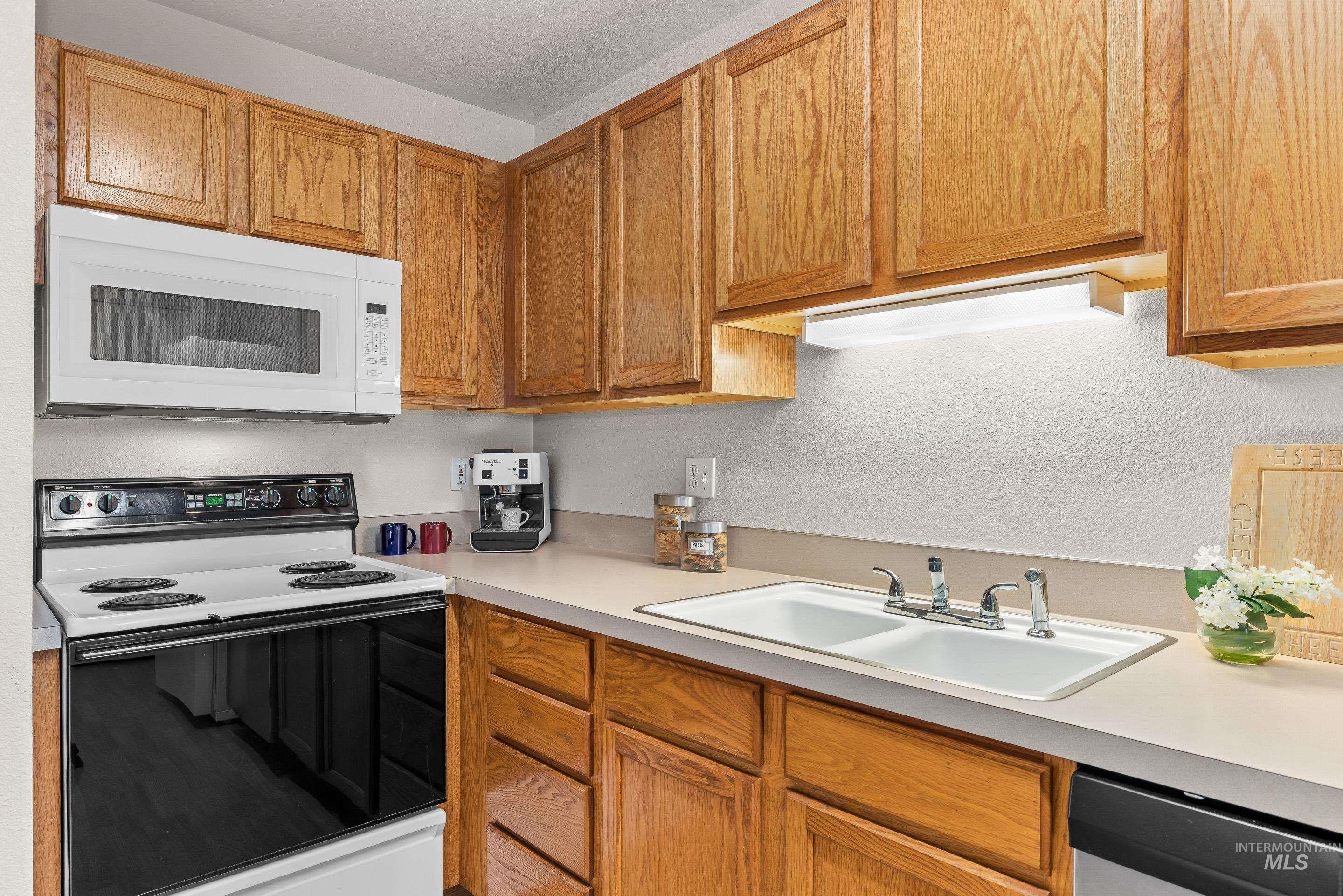 8909 W Irving St., Boise, Idaho 83704, 1 Bedroom, 1 Bathroom, Residential For Sale, Price $224,700, 98970907