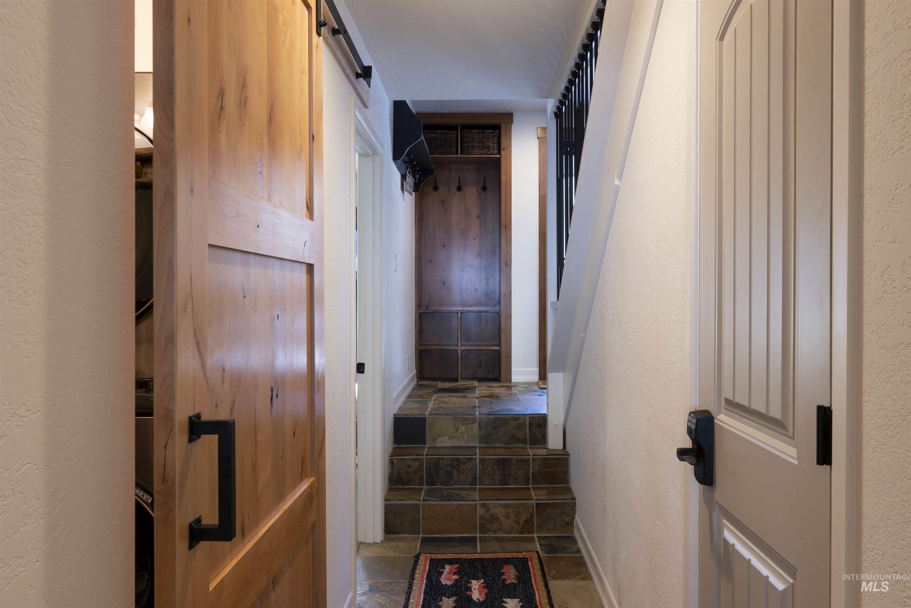 2639 Ridge Lane, Sun Valley, Idaho 83353, 2 Bedrooms, 2 Bathrooms, Residential For Sale, Price $1,139,000, 98970908