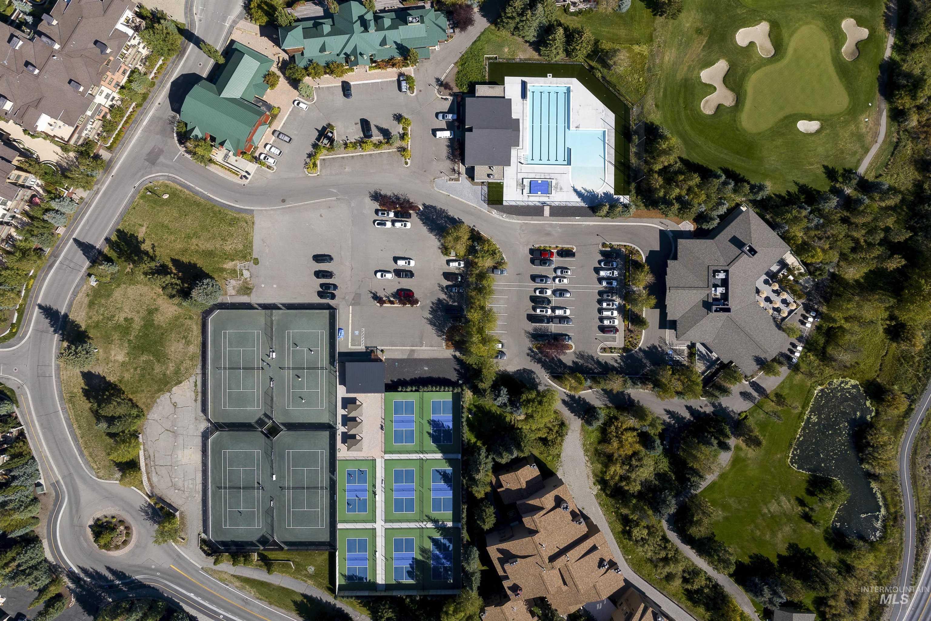 2639 Ridge Lane, Sun Valley, Idaho 83353, 2 Bedrooms, 2 Bathrooms, Residential For Sale, Price $1,139,000, 98970908