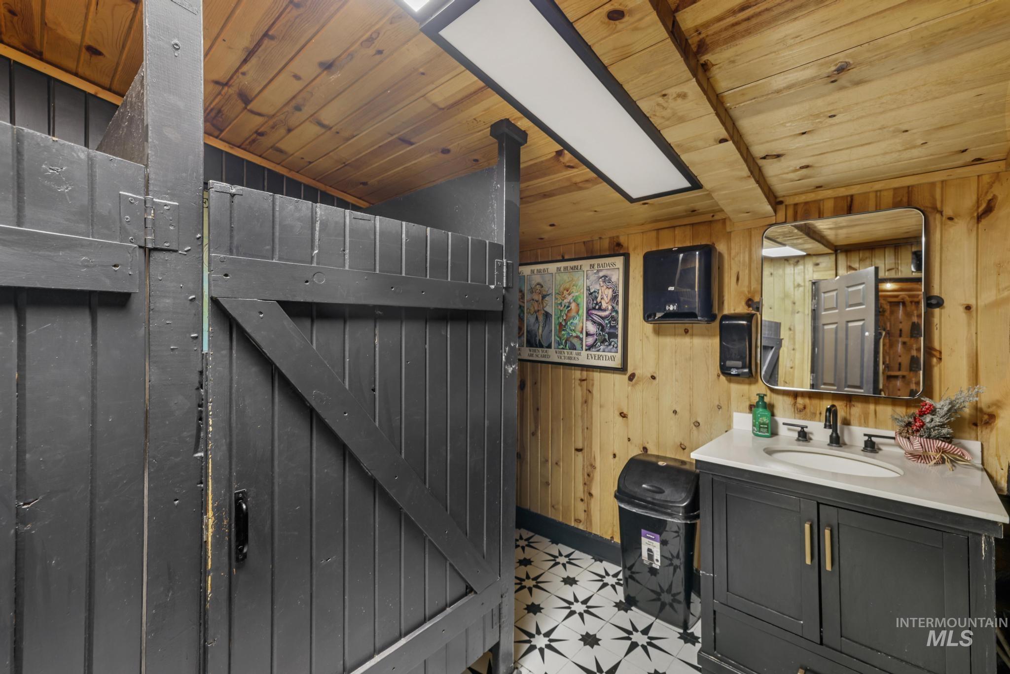 197 US-30, Burley, Idaho 83318-0000, Business/Commercial For Sale, Price $120,000,MLS 98970909