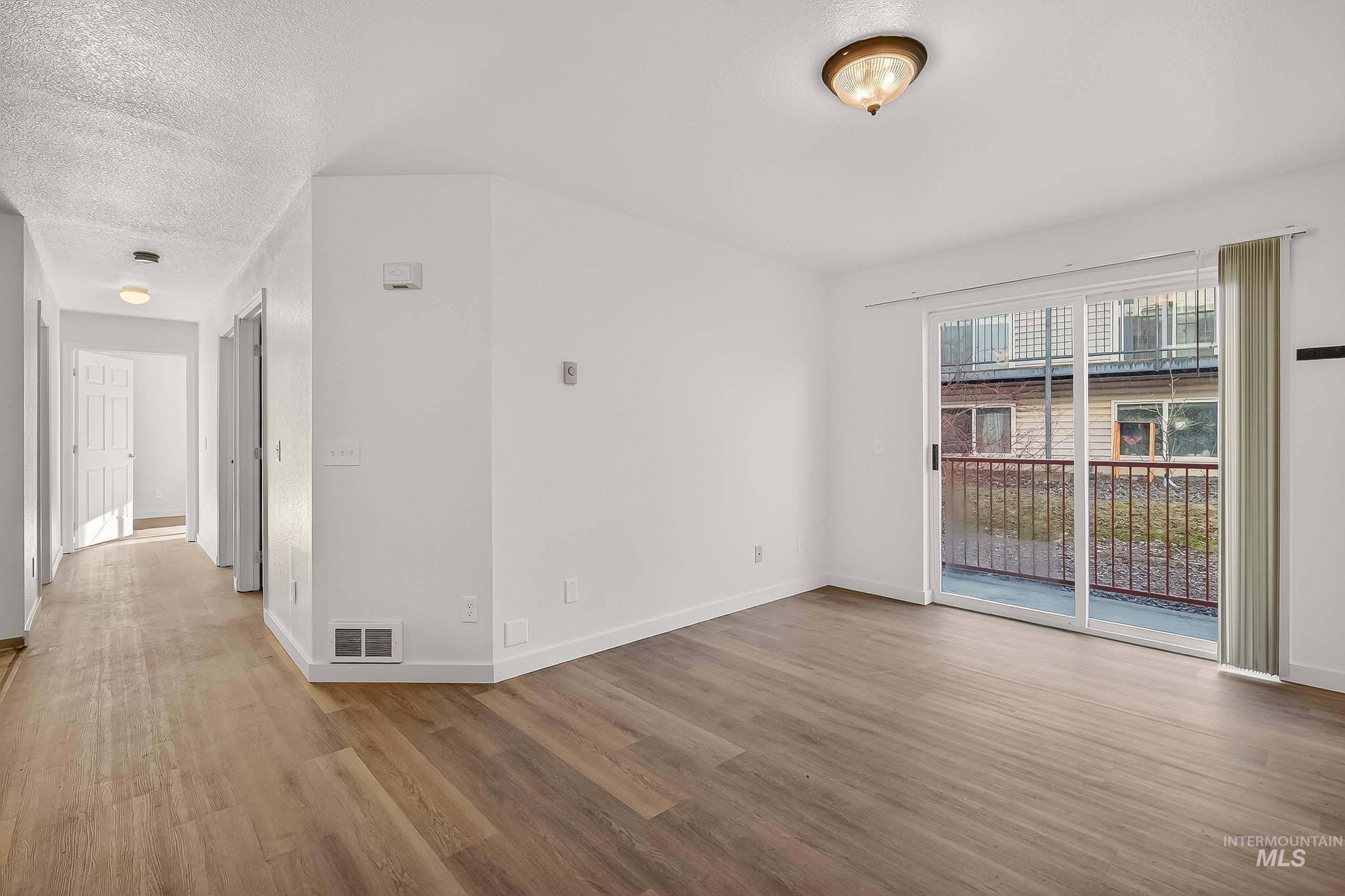 131 Baker #103, Moscow, Idaho 83843, 3 Bedrooms, 2 Bathrooms, Residential For Sale, Price $249,000,MLS 98970910