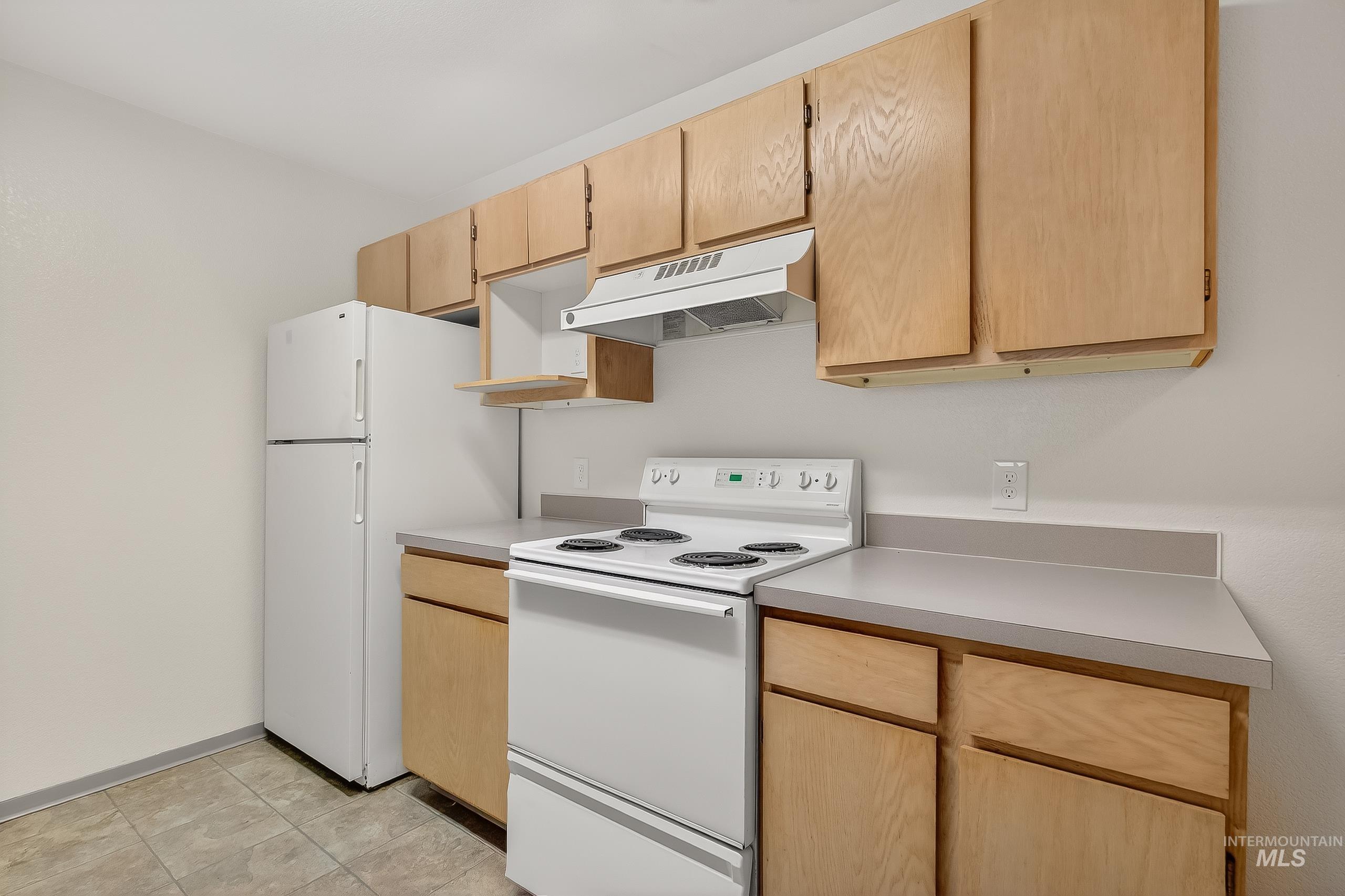 131 Baker #103, Moscow, Idaho 83843, 3 Bedrooms, 2 Bathrooms, Residential For Sale, Price $300,000, 98970910