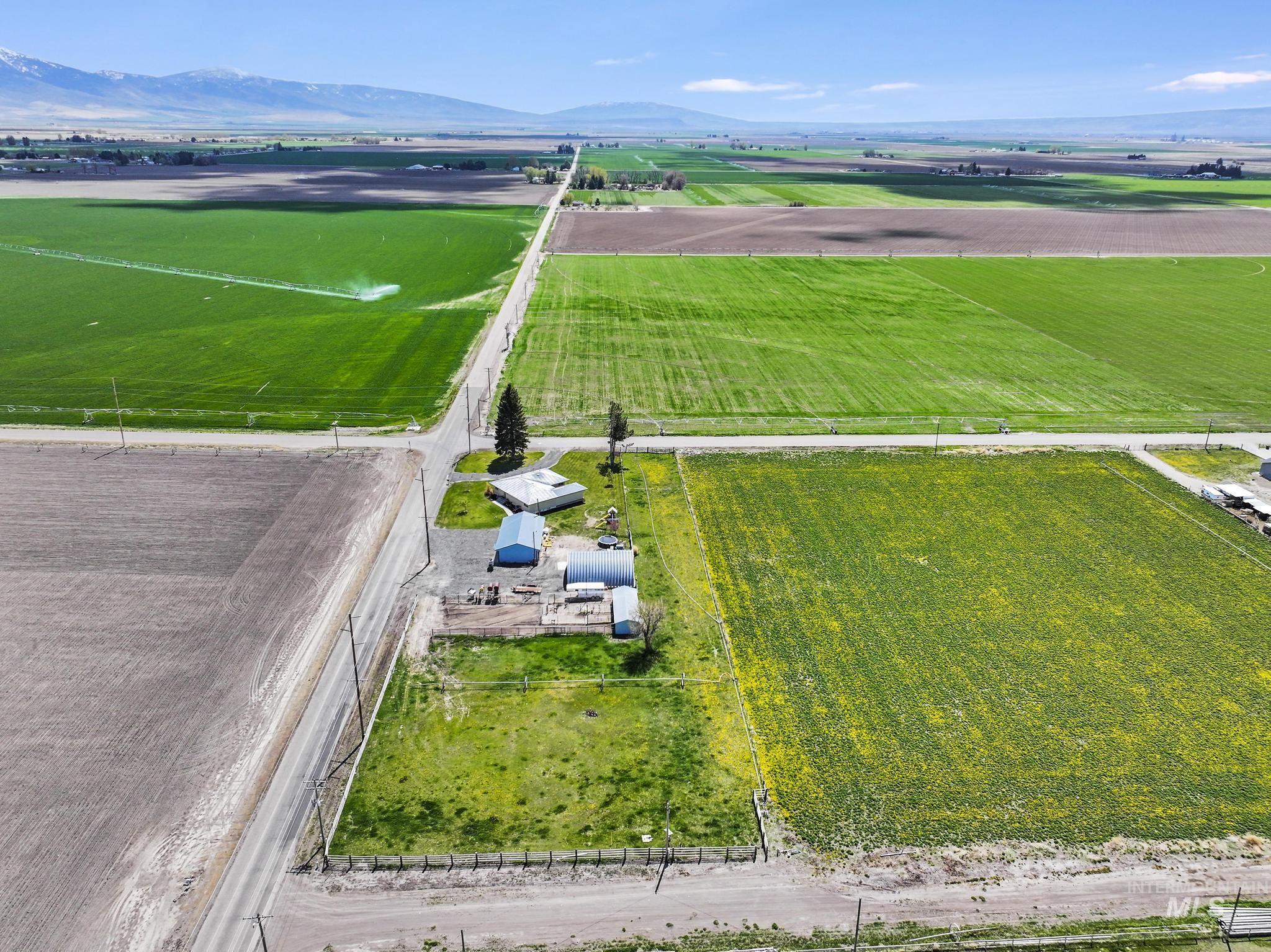 294 S 100 W, Burley, Idaho 83318-0000, 4 Bedrooms, 3 Bathrooms, Residential For Sale, Price $643,999, 98970916