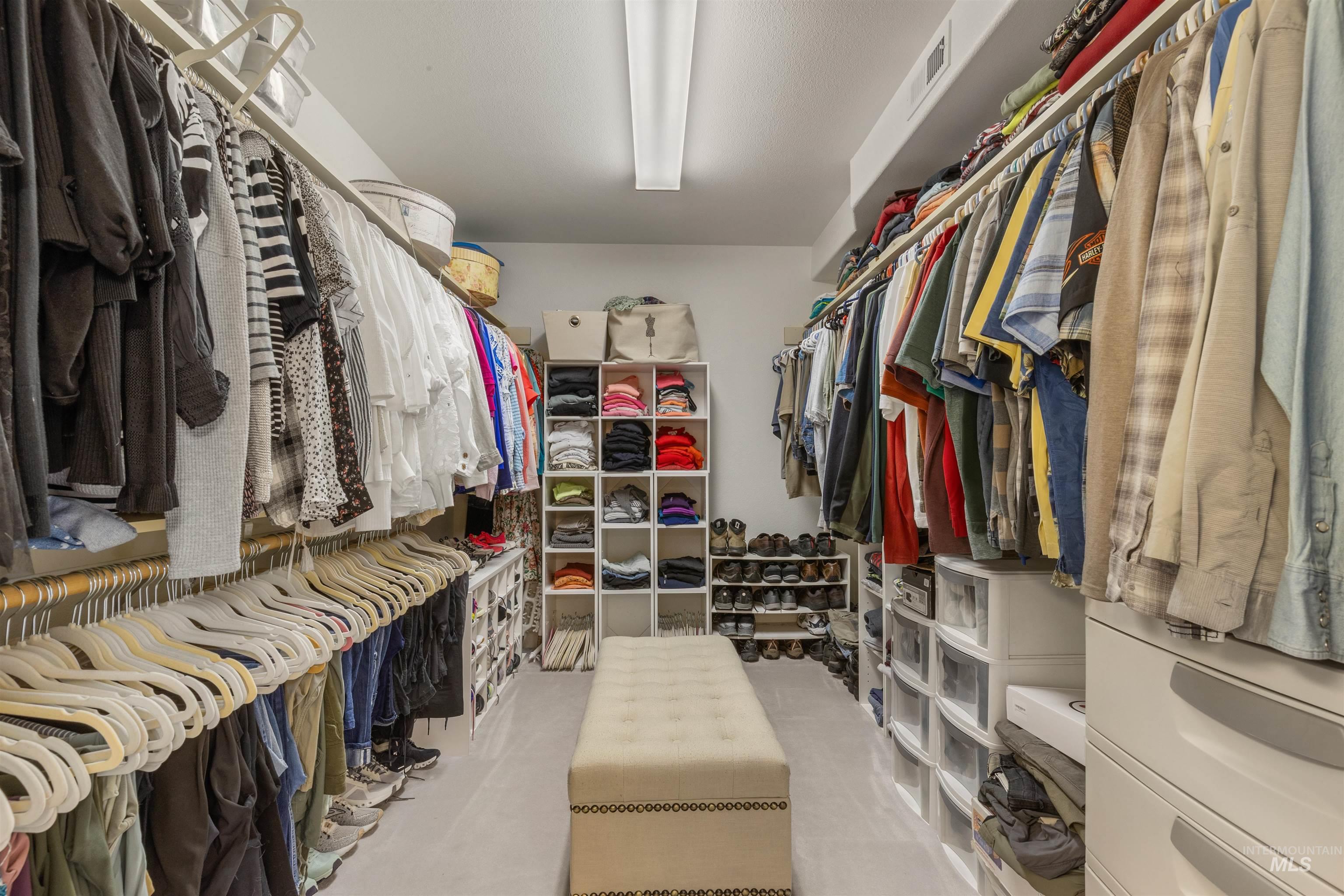 528 Crestline Circle Drive, Lewiston, Idaho 83501, 4 Bedrooms, 4 Bathrooms, Residential For Sale, Price $999,000, 98970917