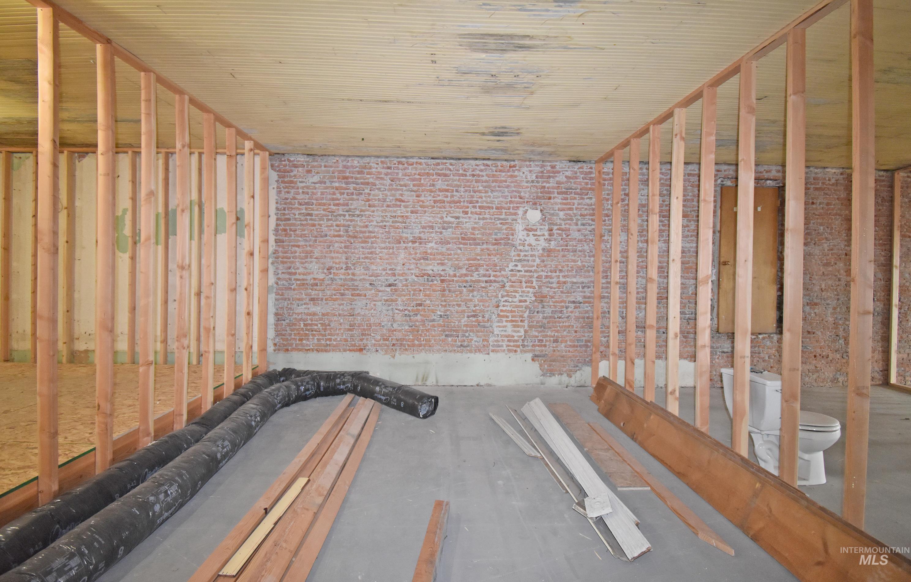 132 E Walnut Street, Genesee, Idaho 83832, 4 Bedrooms, 0.5 Bathroom, Residential For Sale, Price $270,000, 98970927