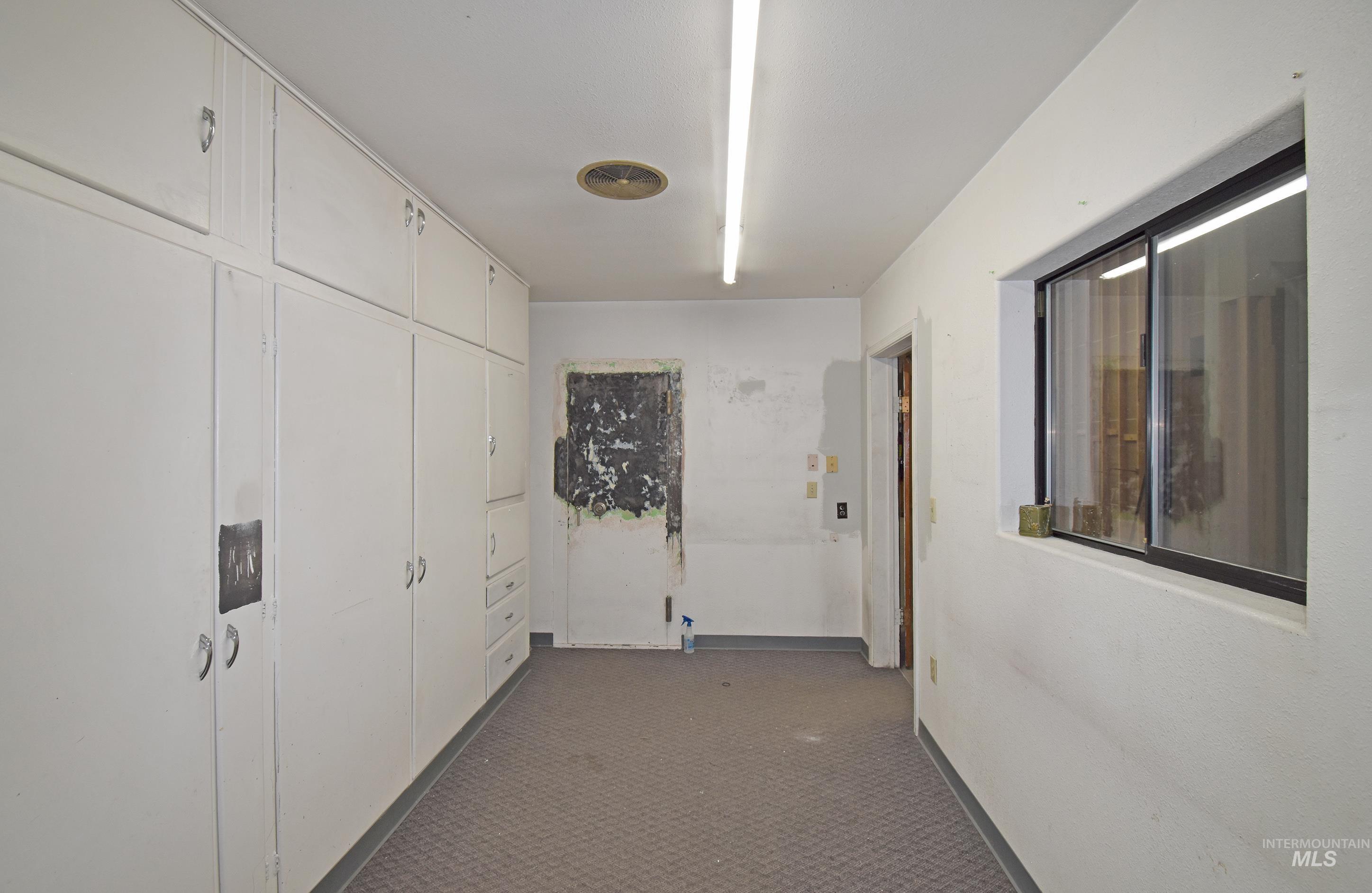 132 E Walnut Street, Genesee, Idaho 83832, 4 Bedrooms, 0.5 Bathroom, Residential For Sale, Price $270,000, 98970927