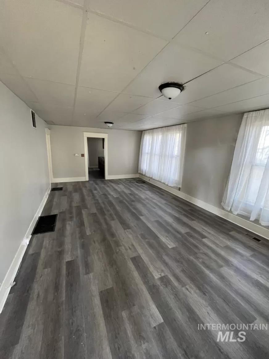 811 11th Ave S, Nampa, Idaho 83651, 4 Bedrooms, 2 Bathrooms, Residential Income For Sale, Price $379,900, 98970929