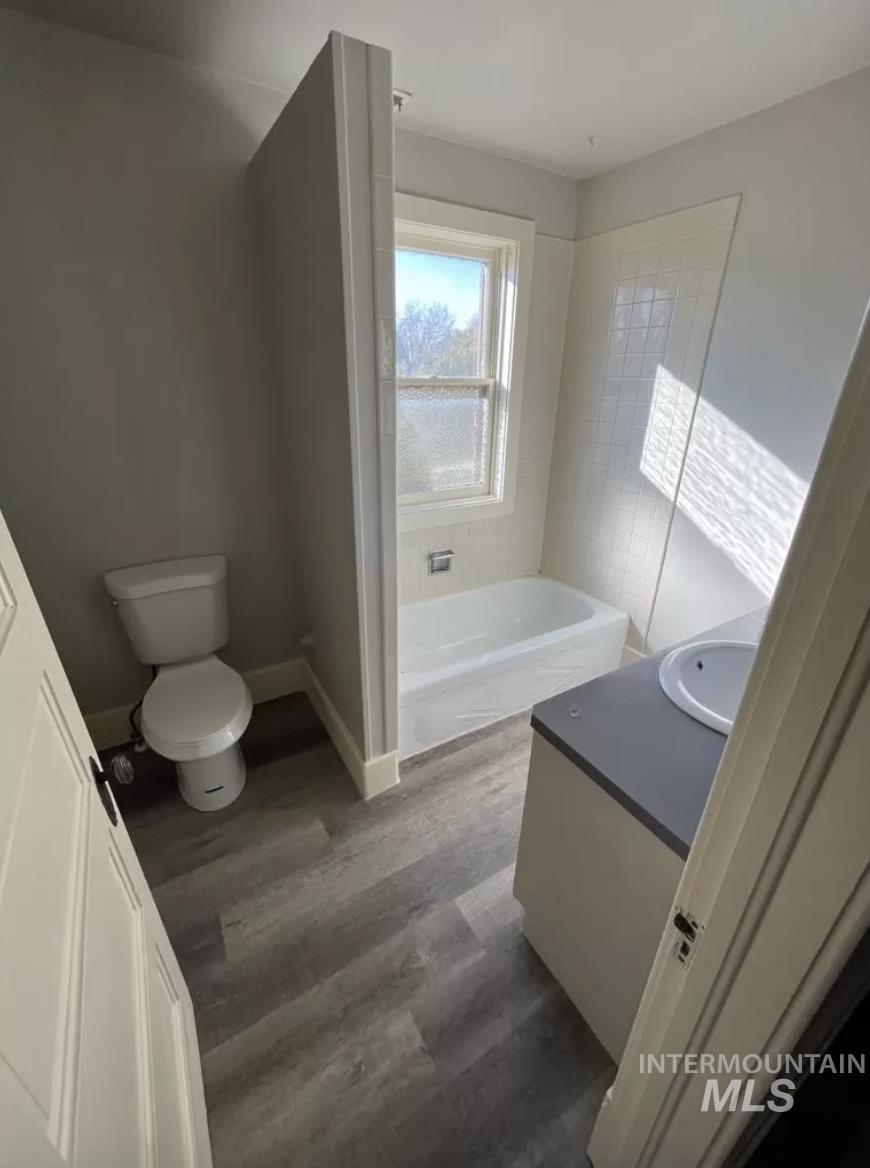 811 11th Ave S, Nampa, Idaho 83651, 4 Bedrooms, 2 Bathrooms, Residential Income For Sale, Price $379,900, 98970929