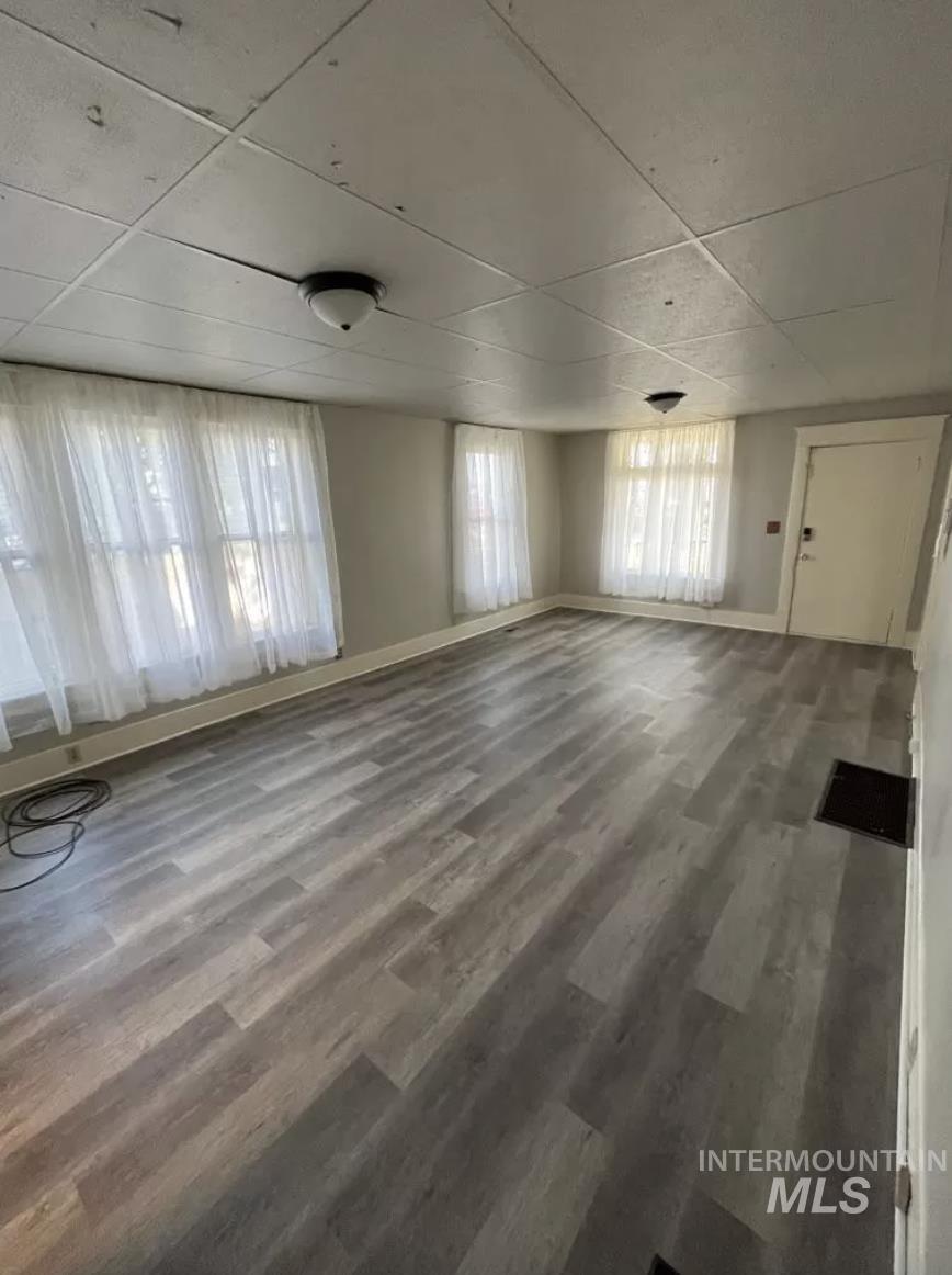 811 11th Ave S, Nampa, Idaho 83651, 4 Bedrooms, 2 Bathrooms, Residential Income For Sale, Price $379,900, 98970929