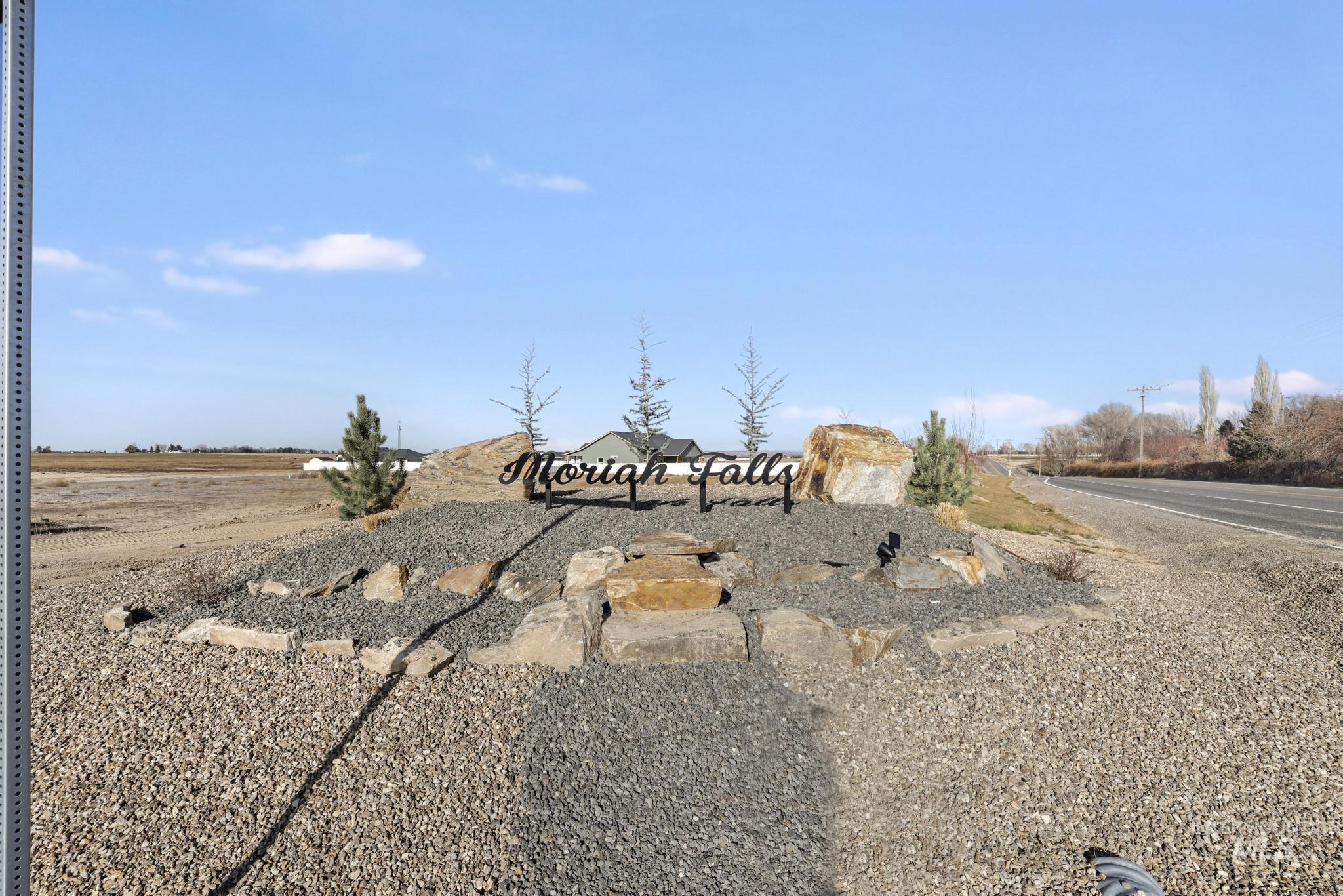 View of yard with a view of countryside