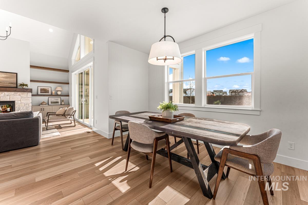 2489 E Tenzing Dr, Meridian, Idaho 83642, 4 Bedrooms, 3.5 Bathrooms, Residential For Sale, Price $774,900,MLS 98970937