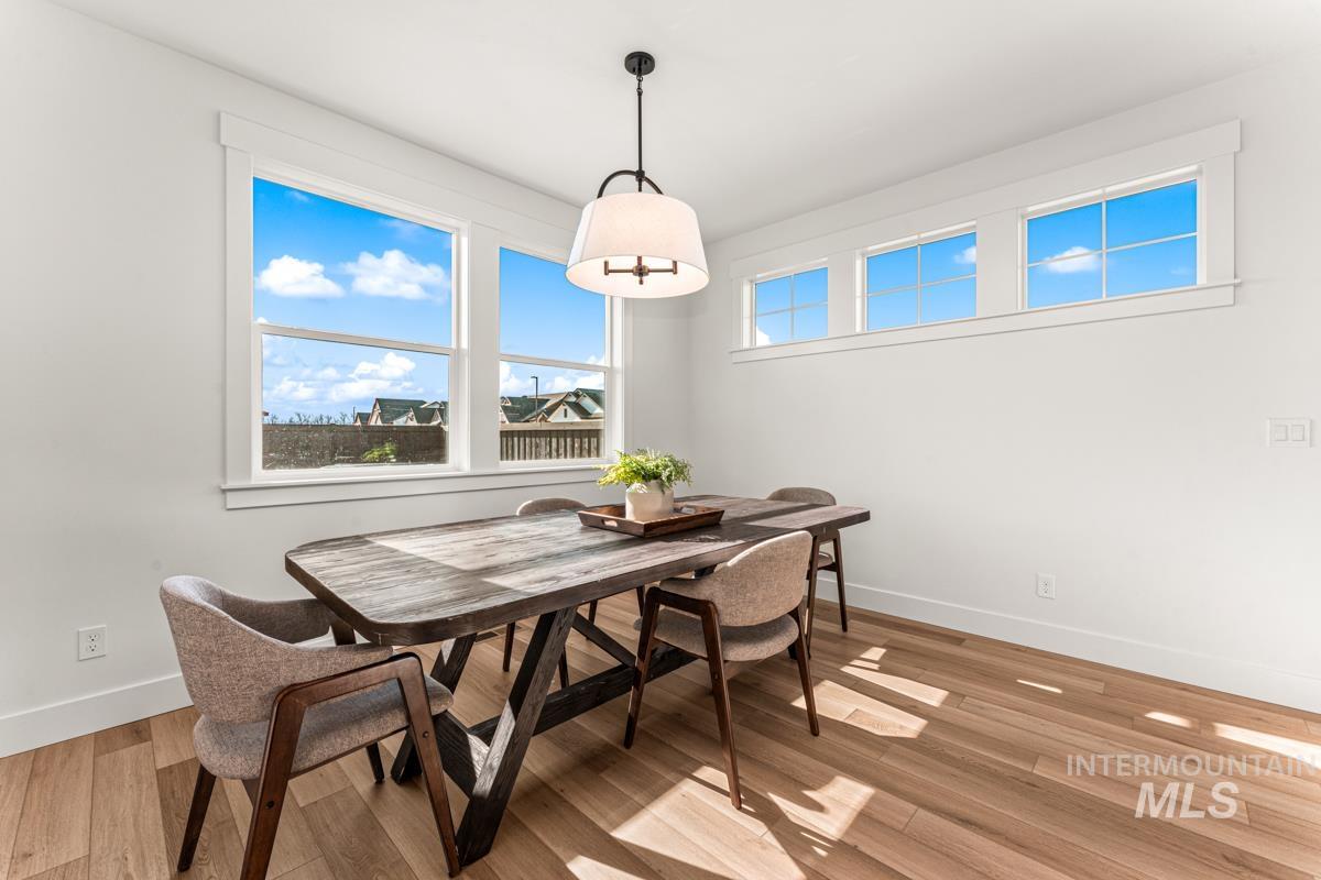 2489 E Tenzing Dr, Meridian, Idaho 83642, 4 Bedrooms, 3.5 Bathrooms, Residential For Sale, Price $774,900,MLS 98970937