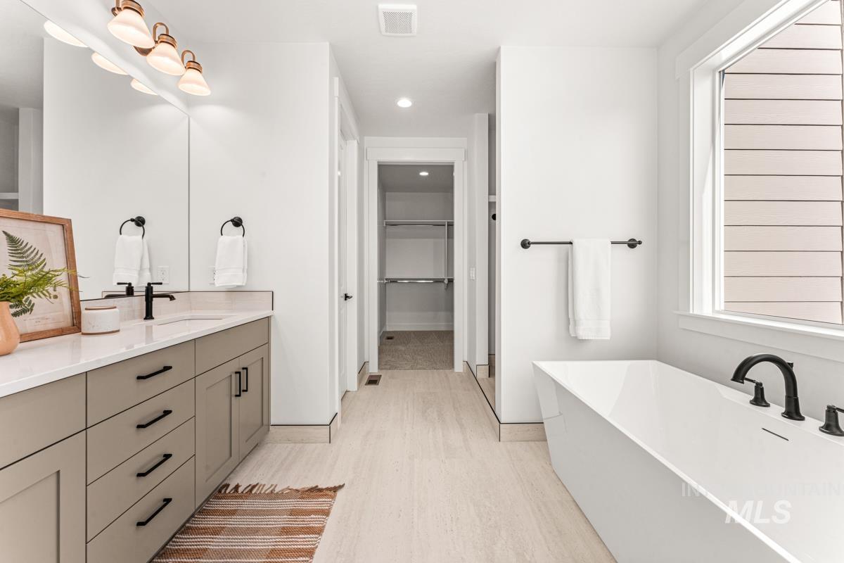 2489 E Tenzing Dr, Meridian, Idaho 83642, 4 Bedrooms, 3.5 Bathrooms, Residential For Sale, Price $774,900,MLS 98970937