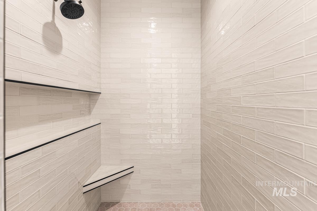 2489 E Tenzing Dr, Meridian, Idaho 83642, 4 Bedrooms, 3.5 Bathrooms, Residential For Sale, Price $774,900,MLS 98970937