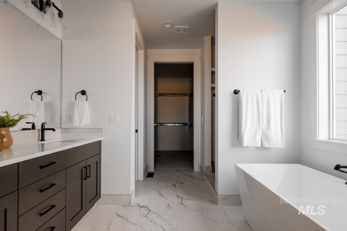 2489 E Tenzing Dr, Meridian, Idaho 83642, 4 Bedrooms, 3.5 Bathrooms, Residential For Sale, Price $774,900, 98970937