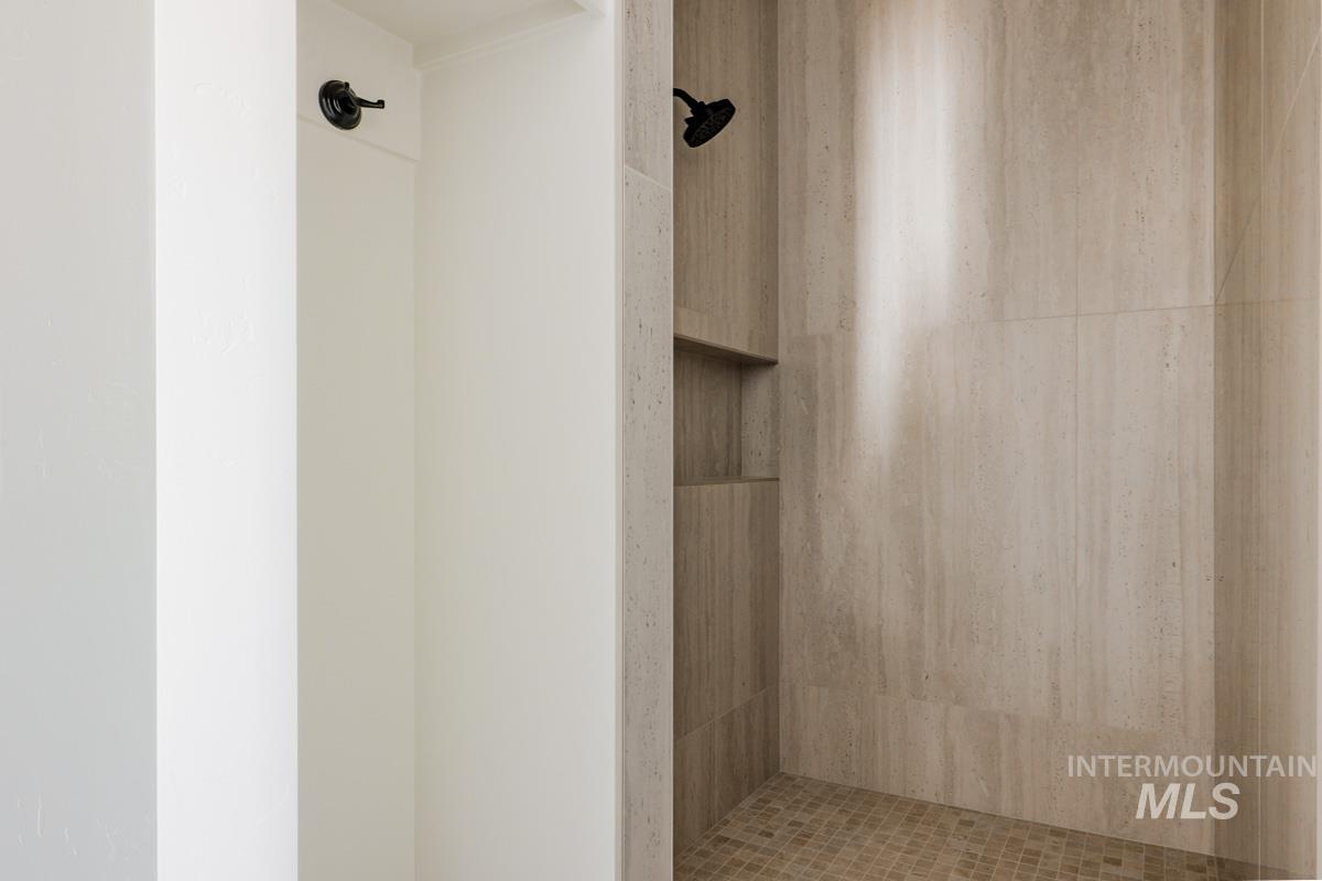 2489 E Tenzing Dr, Meridian, Idaho 83642, 4 Bedrooms, 3.5 Bathrooms, Residential For Sale, Price $774,900, 98970937