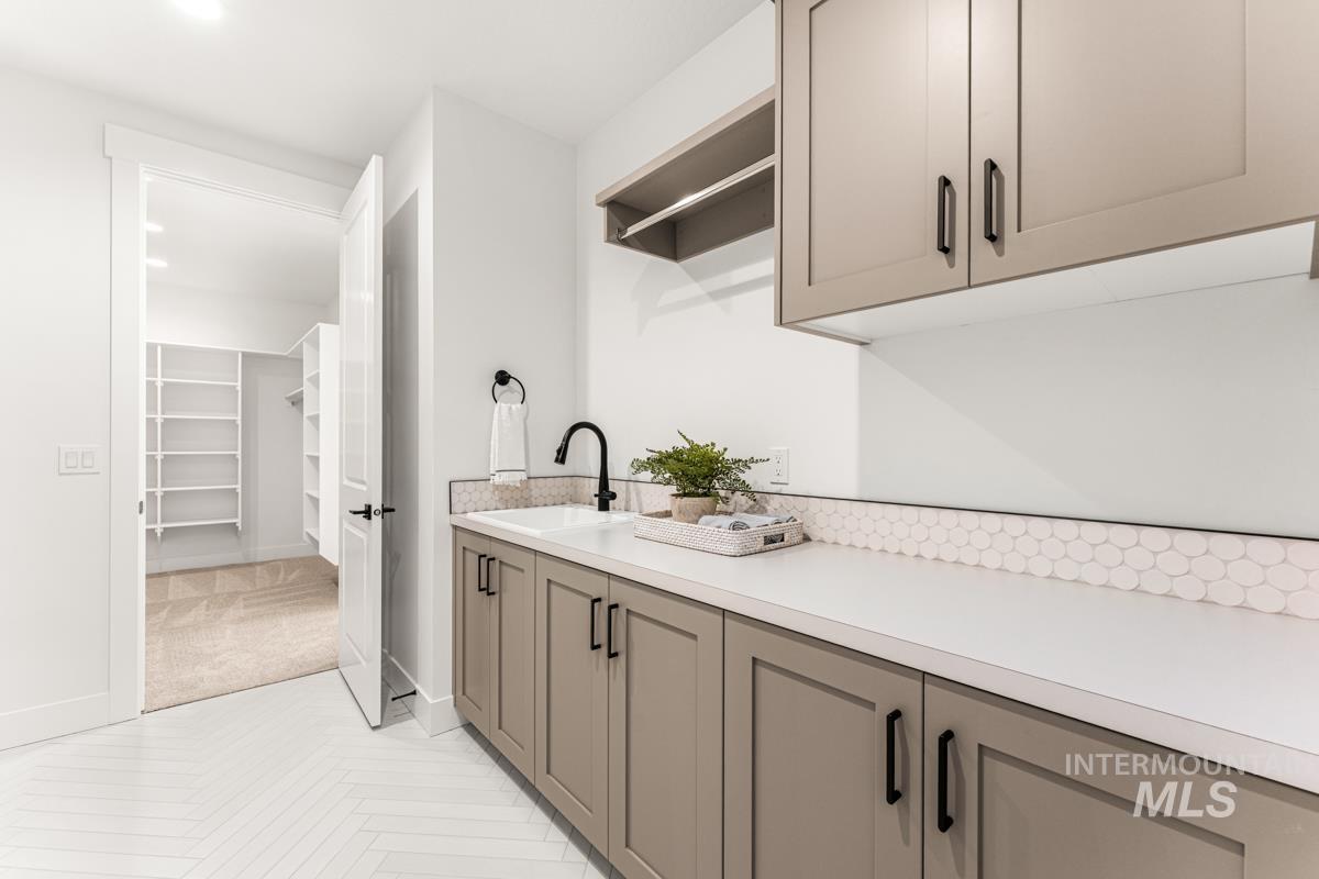 2489 E Tenzing Dr, Meridian, Idaho 83642, 4 Bedrooms, 3.5 Bathrooms, Residential For Sale, Price $774,900,MLS 98970937