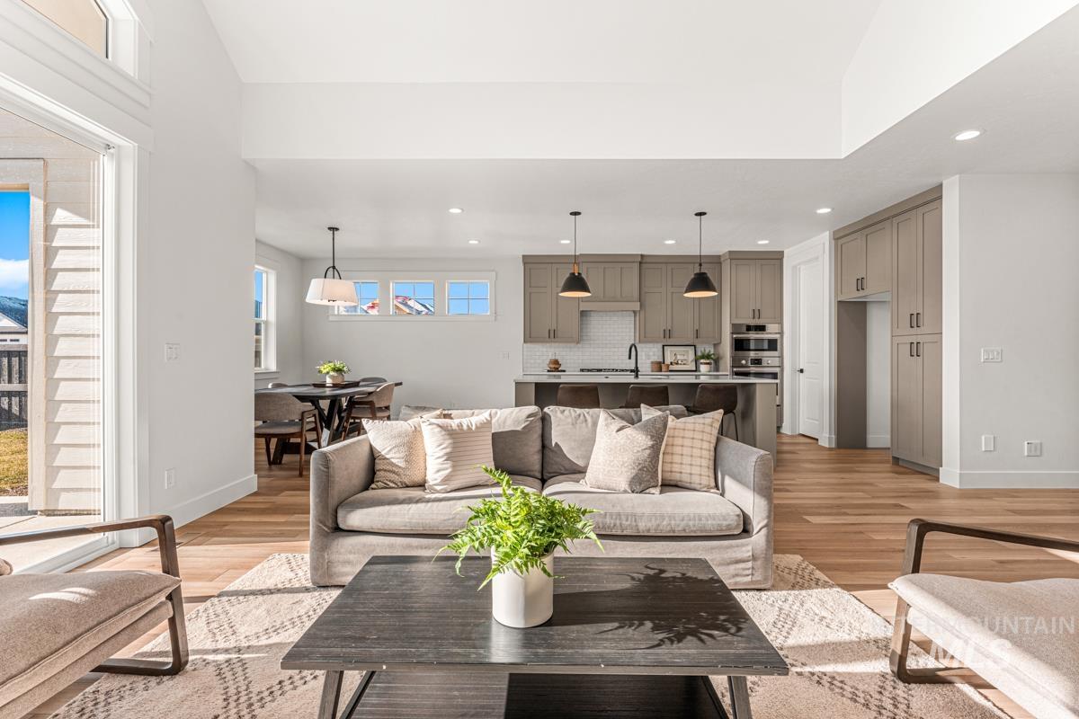 2489 E Tenzing Dr, Meridian, Idaho 83642, 4 Bedrooms, 3.5 Bathrooms, Residential For Sale, Price $774,900,MLS 98970937