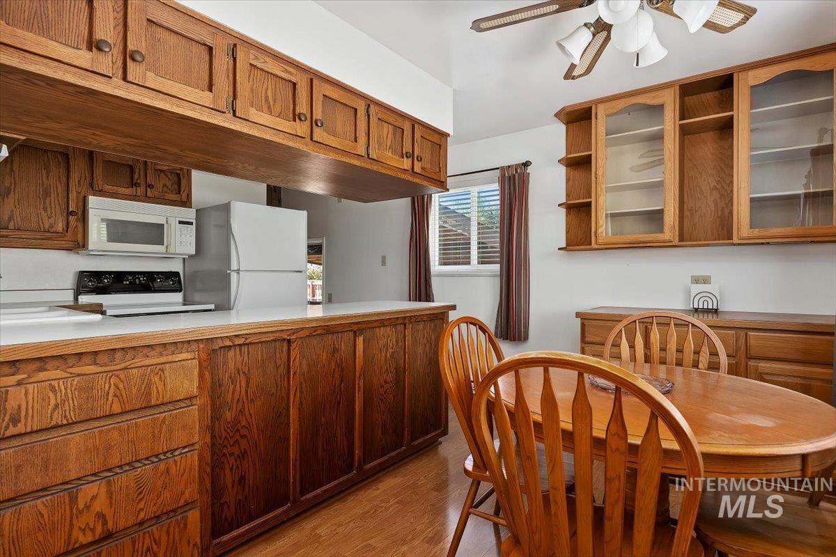 371 DuBois, Twin Falls, Idaho 83301, 5 Bedrooms, 1 Bathroom, Residential For Sale, Price $334,000,MLS 98970946