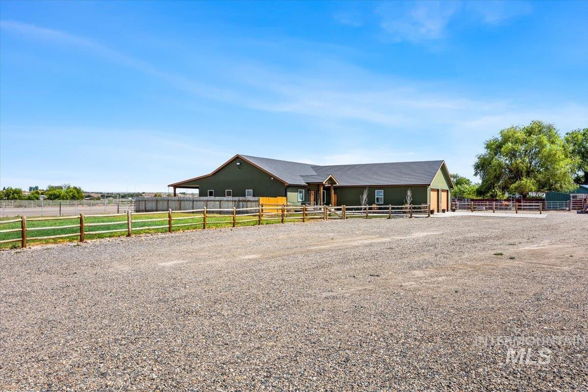 1770 N 3rd Street, Nyssa, Oregon 97913, 3 Bedrooms, 2.5 Bathrooms, Residential For Sale, Price $749,000, 98970949