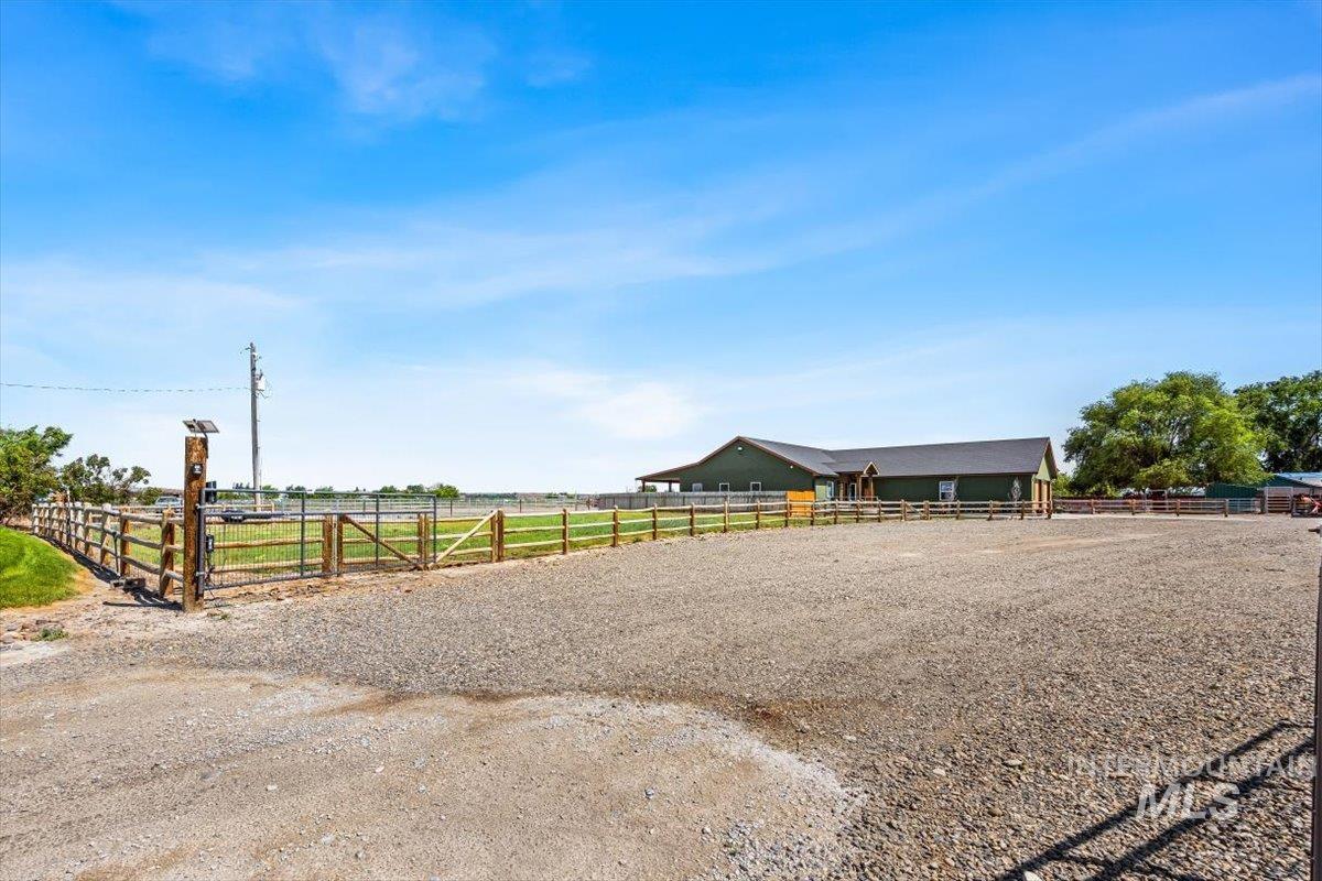 1770 N 3rd Street, Nyssa, Oregon 97913, 3 Bedrooms, 2.5 Bathrooms, Residential For Sale, Price $749,000, 98970949