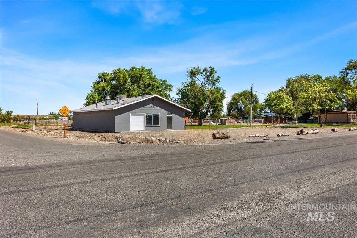 1770 N 3rd Street, Nyssa, Oregon 97913, 3 Bedrooms, 2.5 Bathrooms, Residential For Sale, Price $749,000, 98970949