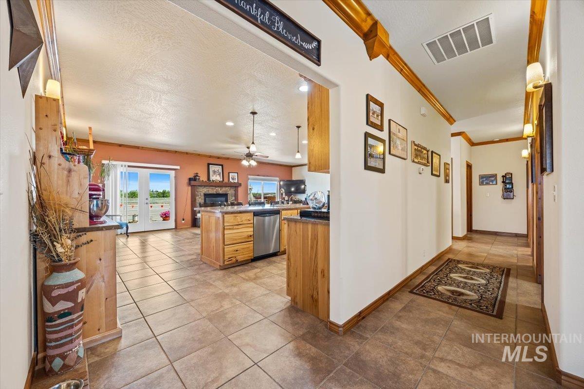 1770 N 3rd Street, Nyssa, Oregon 97913, 3 Bedrooms, 2.5 Bathrooms, Residential For Sale, Price $749,000, 98970949