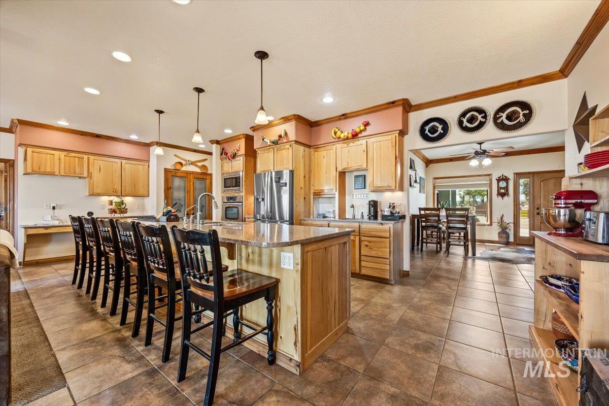 1770 N 3rd Street, Nyssa, Oregon 97913, 3 Bedrooms, 2.5 Bathrooms, Residential For Sale, Price $744,900,MLS 98970949