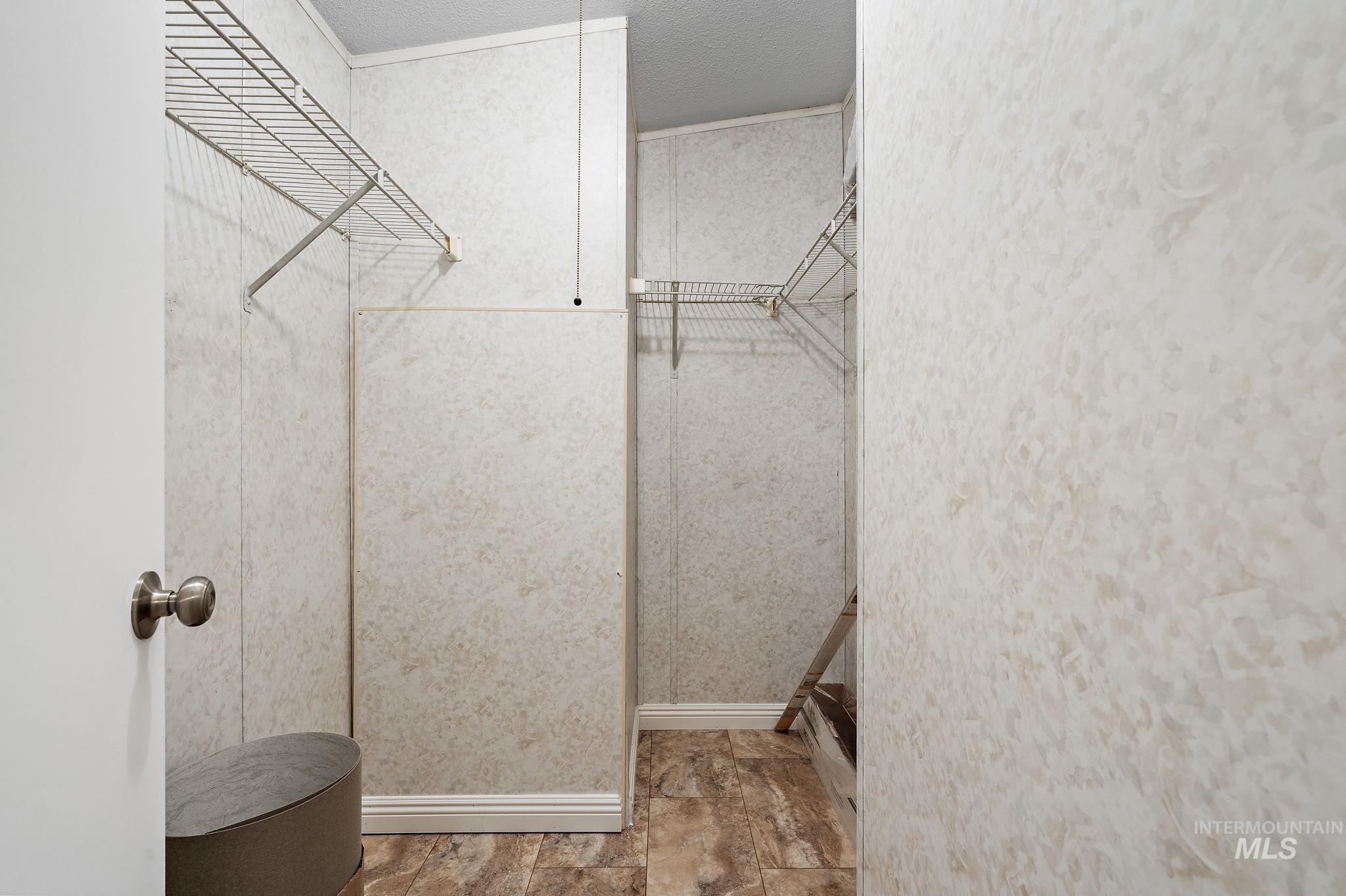 5373 N North Glen Lane, Boise, Idaho 83714-2353, 3 Bedrooms, 2 Bathrooms, Residential For Sale, Price $95,000,MLS 98970953