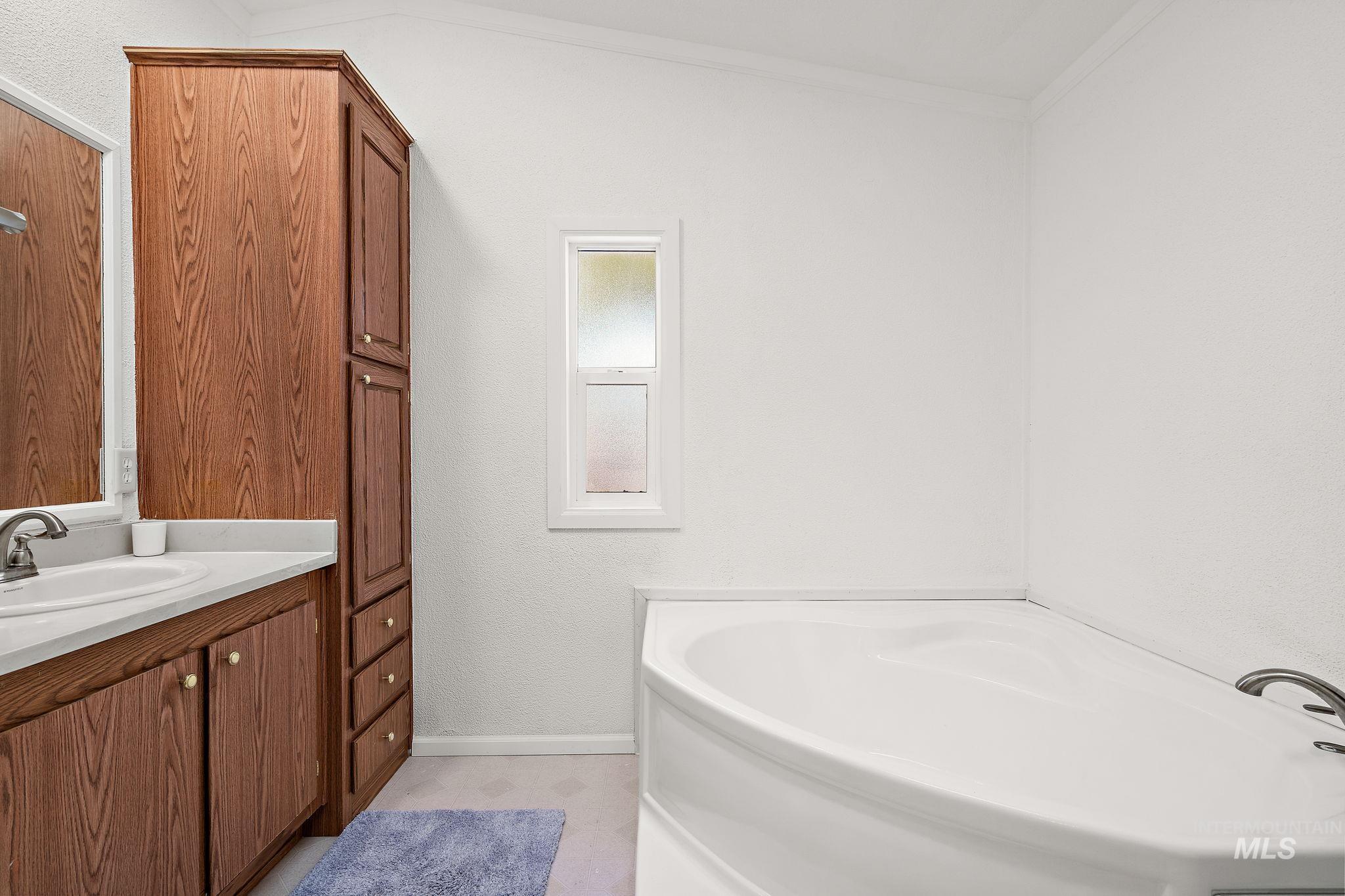 5373 N North Glen Lane, Boise, Idaho 83714-2353, 3 Bedrooms, 2 Bathrooms, Residential For Sale, Price $95,000,MLS 98970953