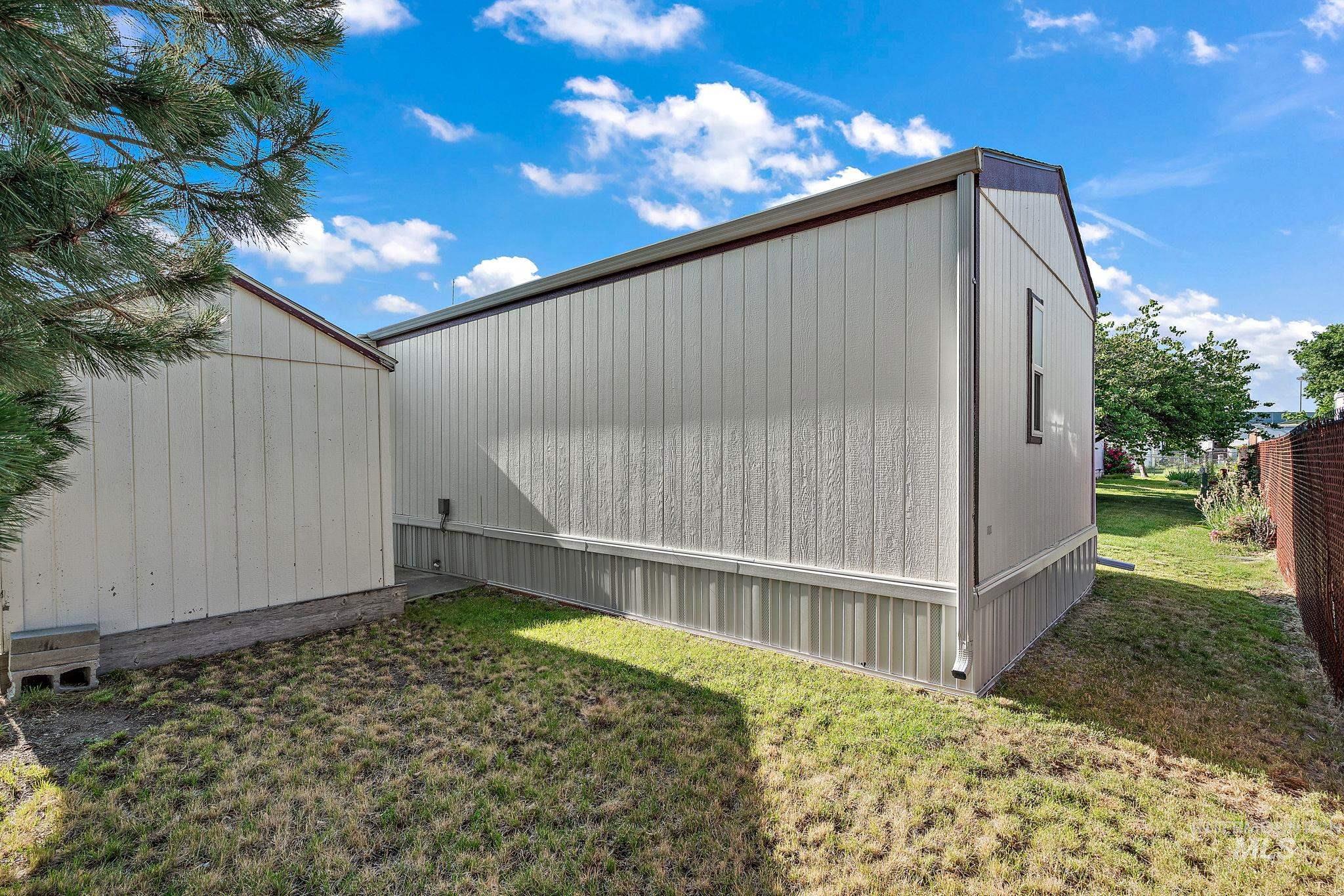 5373 N North Glen Lane, Boise, Idaho 83714-2353, 3 Bedrooms, 2 Bathrooms, Residential For Sale, Price $95,000,MLS 98970953