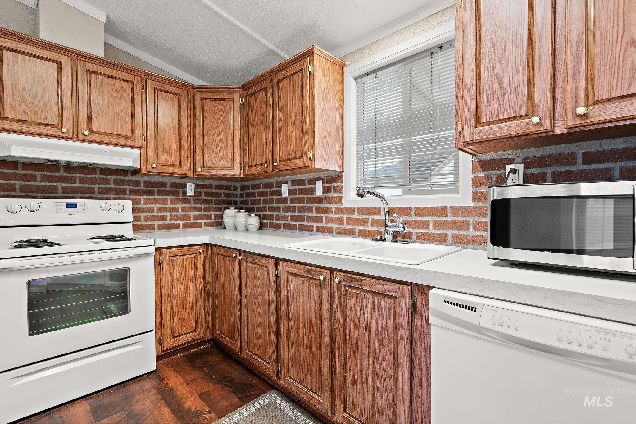 5373 N North Glen Lane, Boise, Idaho 83714-2353, 3 Bedrooms, 2 Bathrooms, Residential For Sale, Price $95,000,MLS 98970953