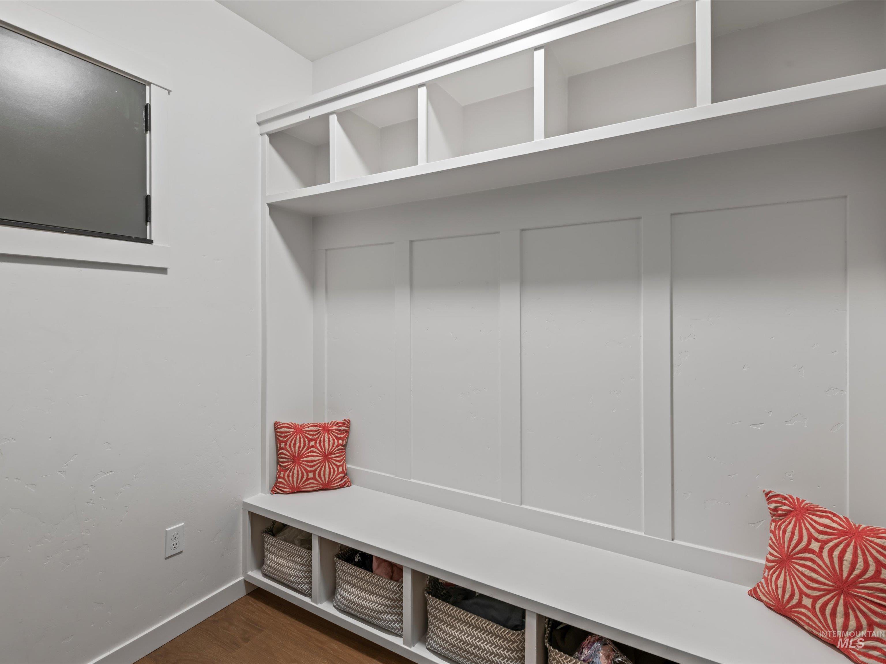 1251 E Echelon Ridge Lane, Boise, Idaho 83716, 3 Bedrooms, 2.5 Bathrooms, Residential For Sale, Price $649,900, 98970955