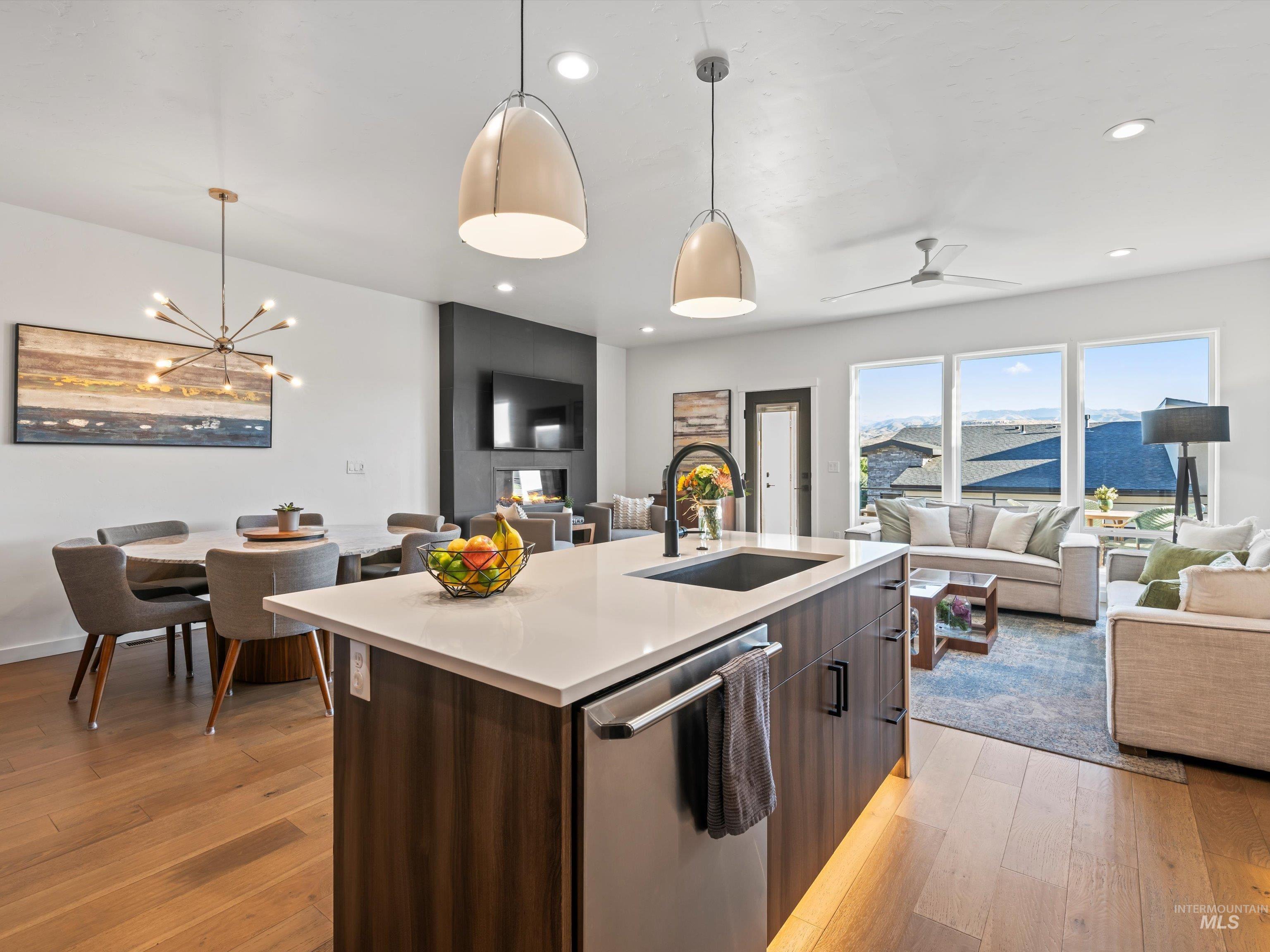 1251 E Echelon Ridge Lane, Boise, Idaho 83716, 3 Bedrooms, 2.5 Bathrooms, Residential For Sale, Price $649,900, 98970955