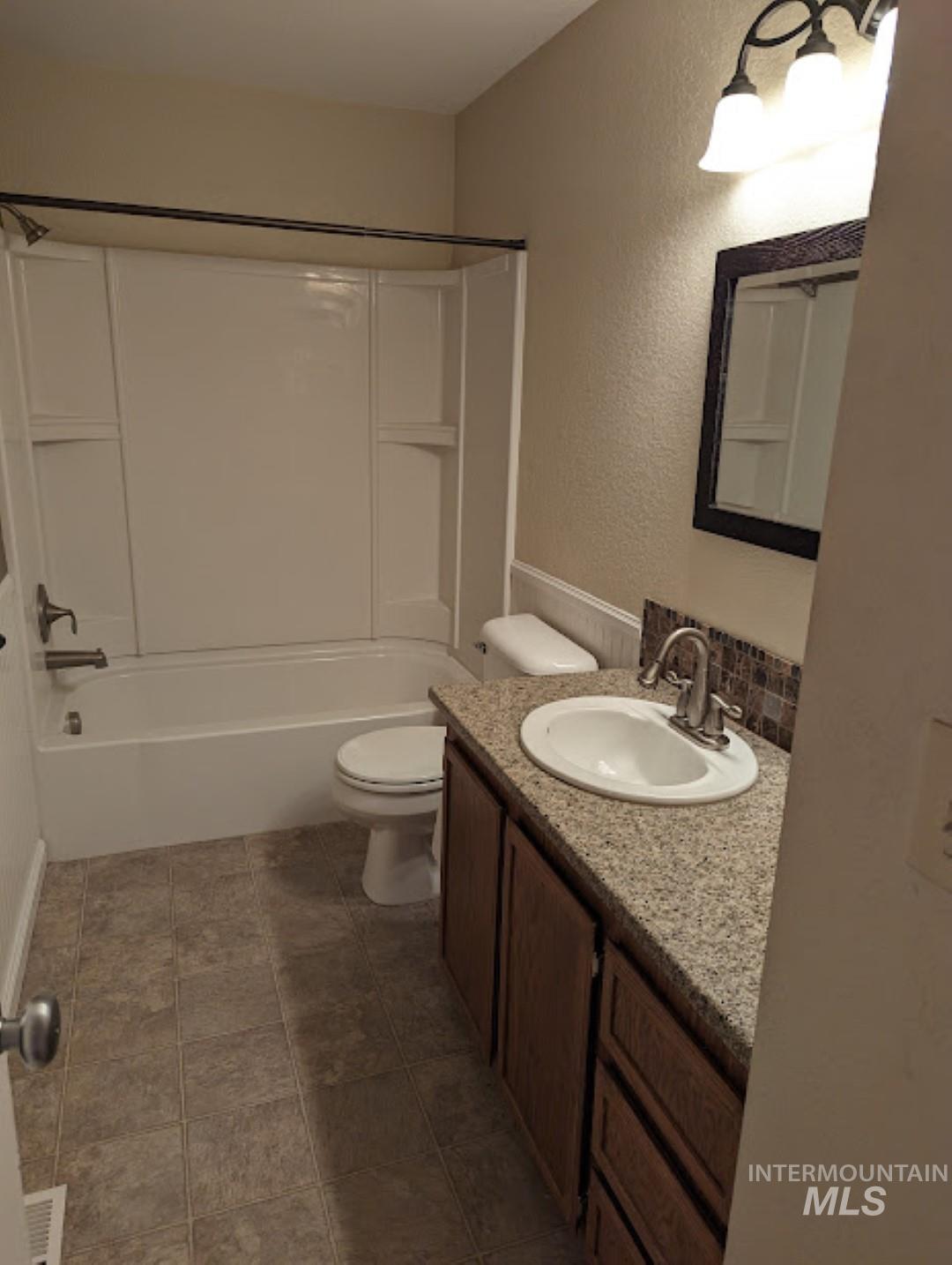 10402 W Cory, Boise, Idaho 83704, 2 Bedrooms, 1 Bathroom, Rental For Rent, Price $1,395,MLS 98970961