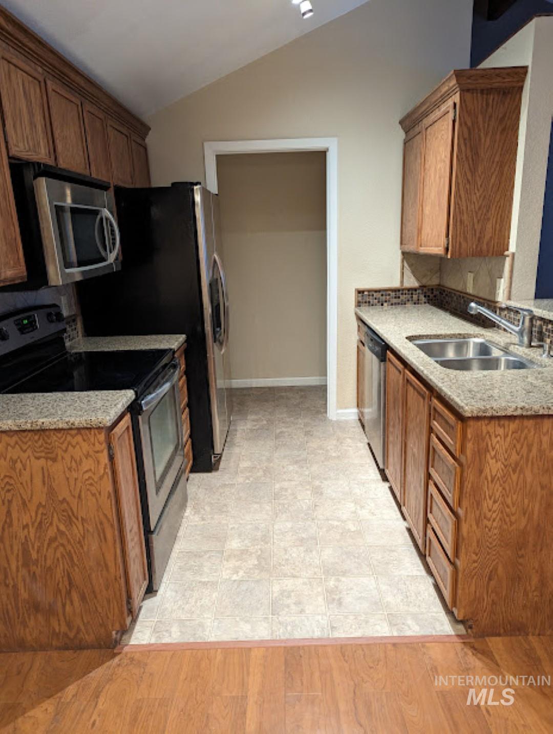 10402 W Cory, Boise, Idaho 83704, 2 Bedrooms, 1 Bathroom, Rental For Rent, Price $1,395,MLS 98970961