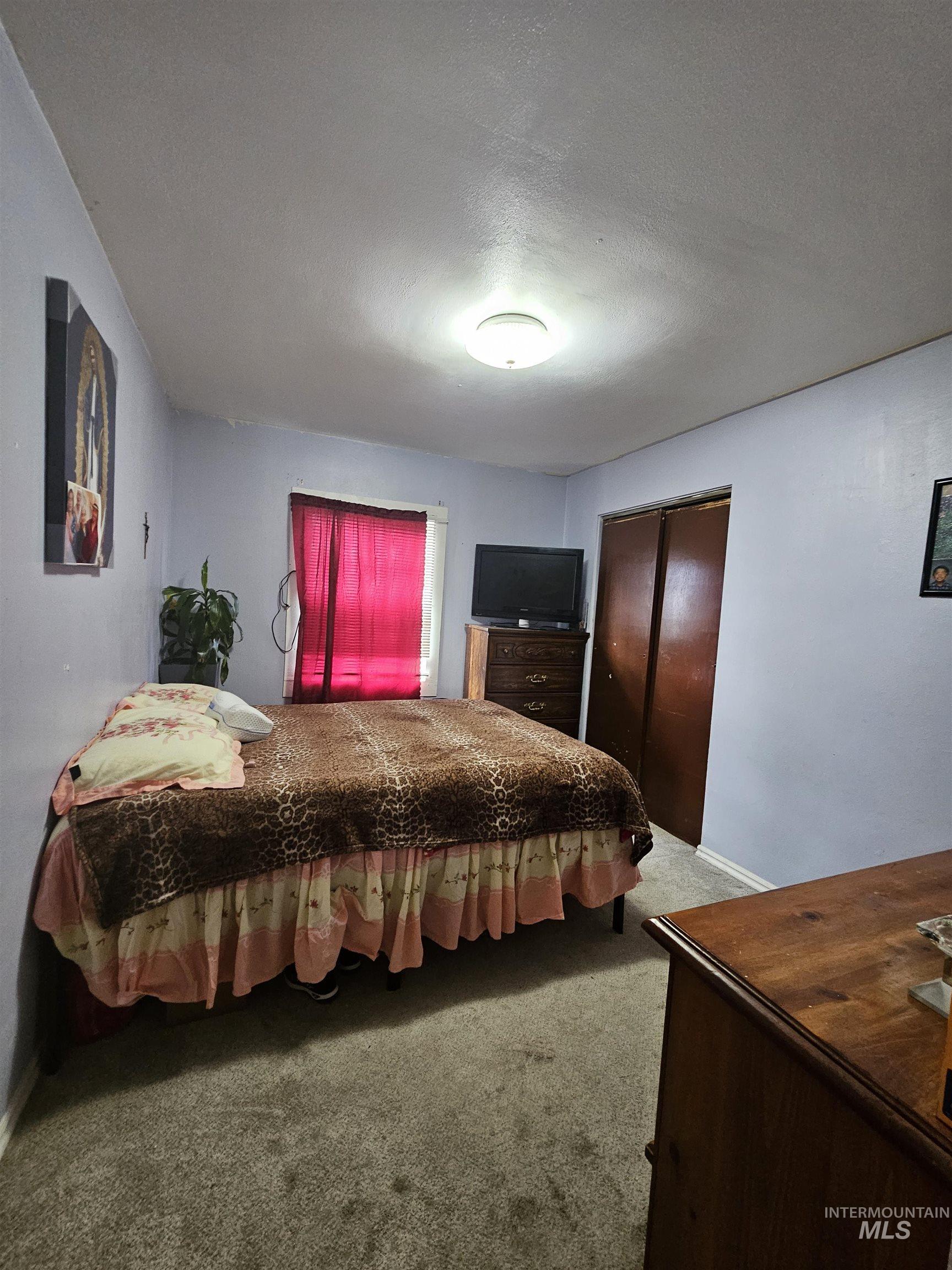 1541 4th Avenue East, Twin Falls, Idaho 83301, 4 Bedrooms, 1.5 Bathrooms, Residential For Sale, Price $260,000, 98970967