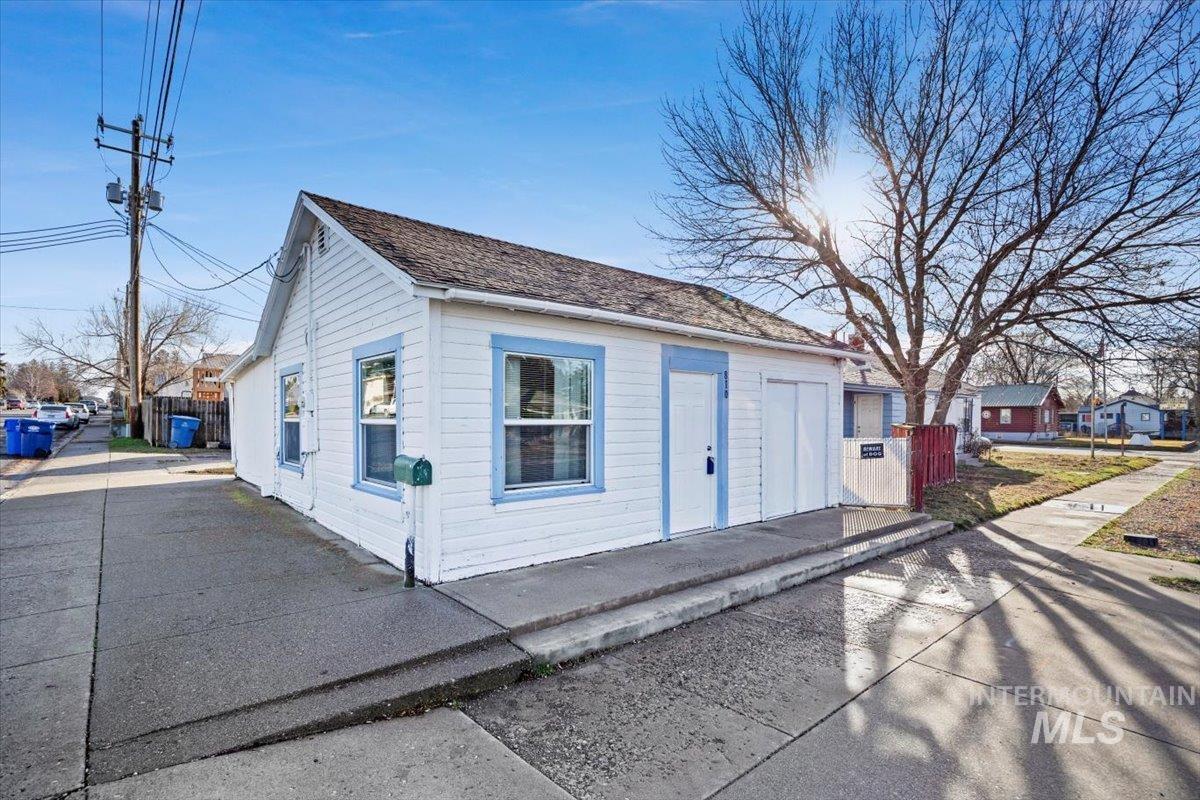 View of side of home