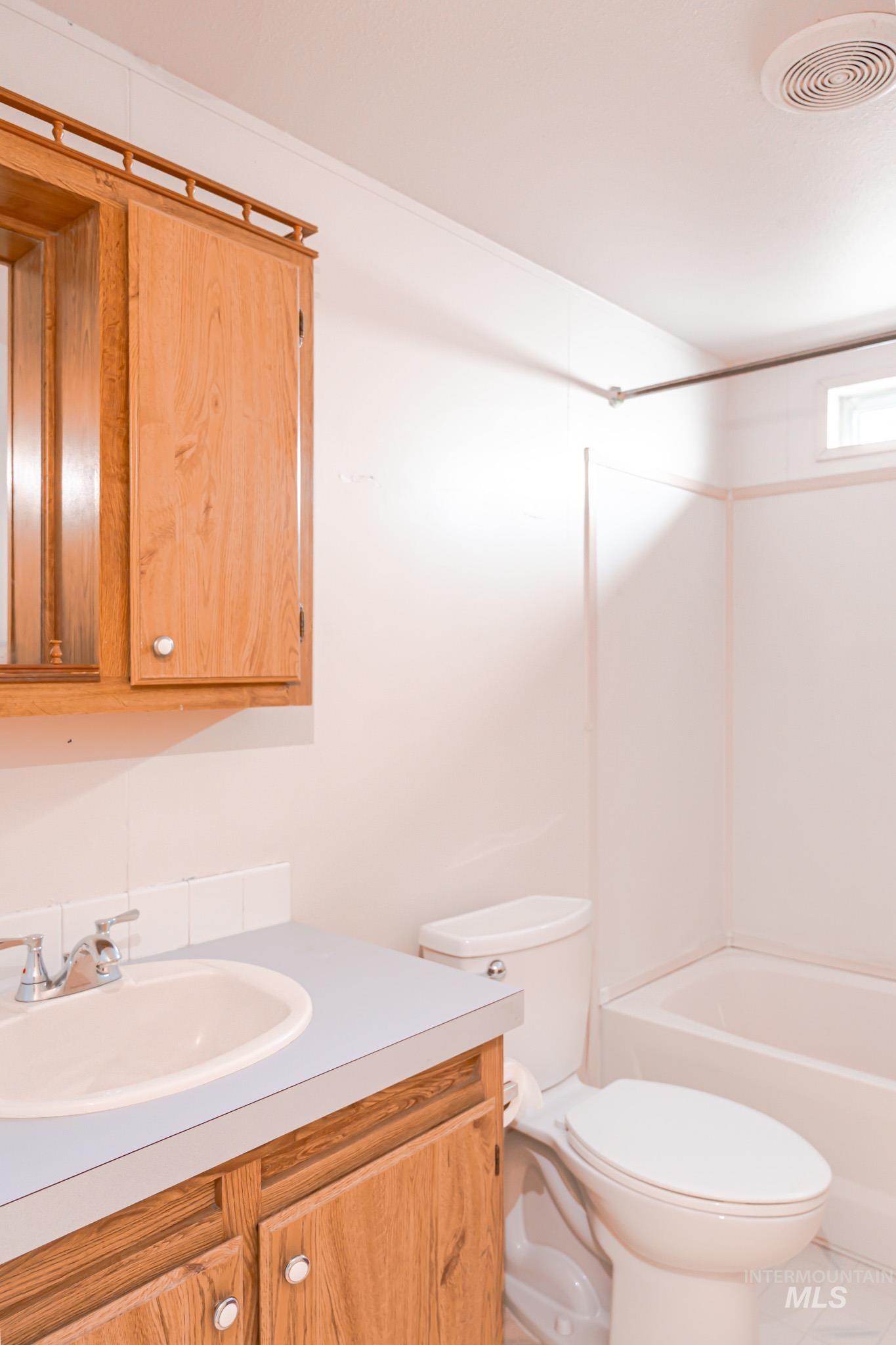 1630 Daisy Lane, Vale, Oregon 97918, 4 Bedrooms, 2 Bathrooms, Residential For Sale, Price $349,900,MLS 98970970