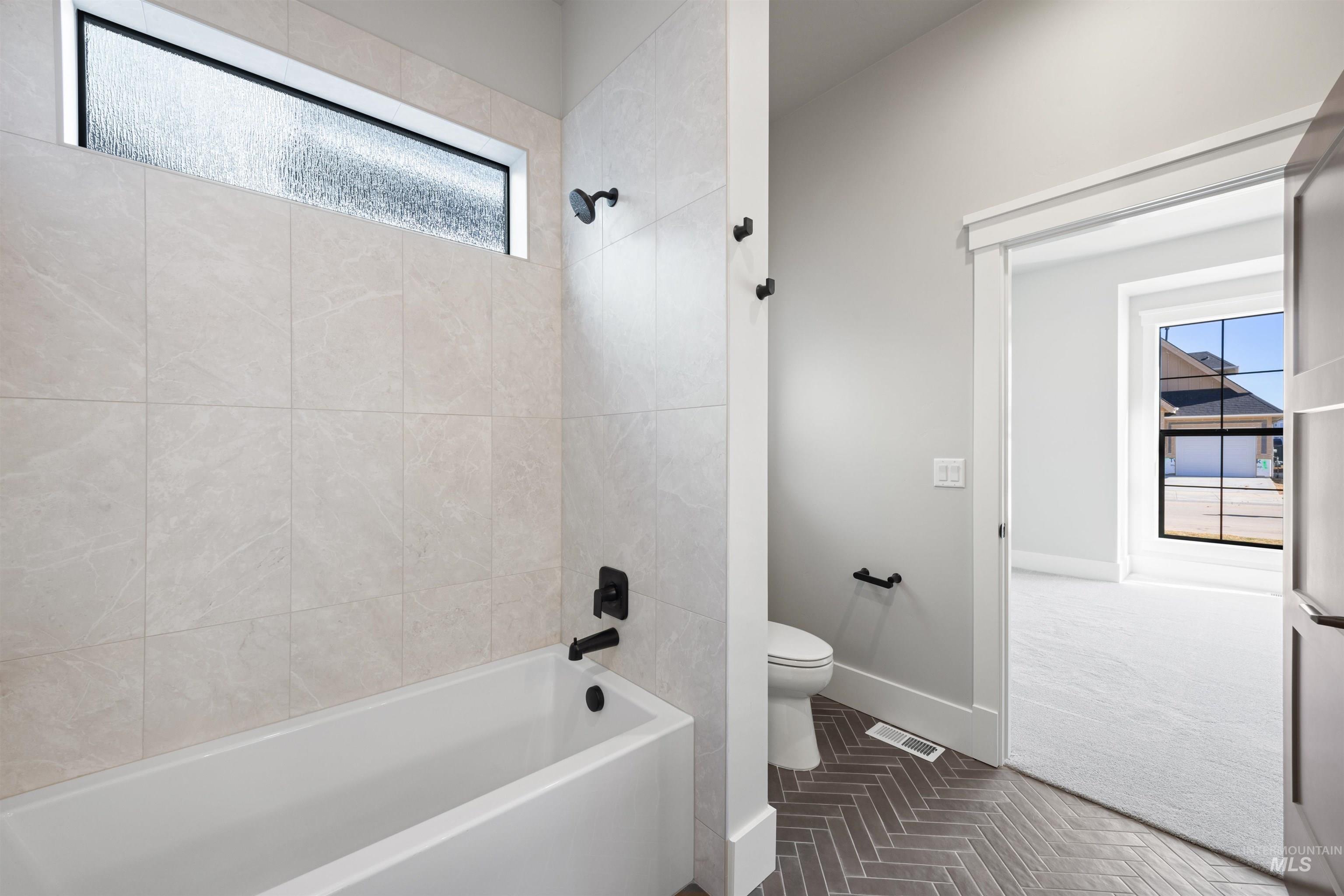 6865 S Utmost Way, Meridian, Idaho 83642, 3 Bedrooms, 2.5 Bathrooms, Residential For Sale, Price $999,777, 98970975