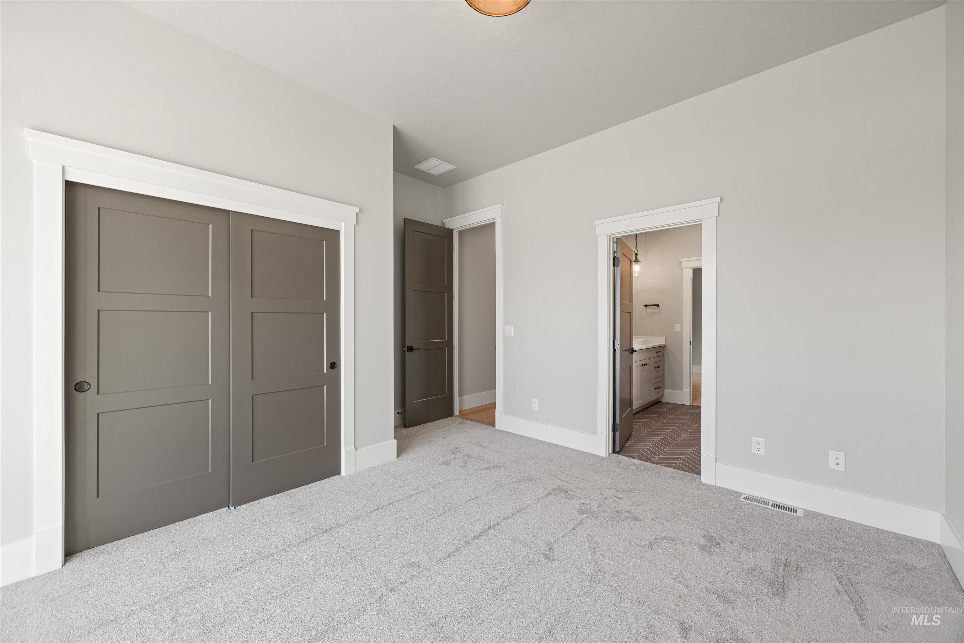 6865 S Utmost Way, Meridian, Idaho 83642, 3 Bedrooms, 2.5 Bathrooms, Residential For Sale, Price $999,777, 98970975