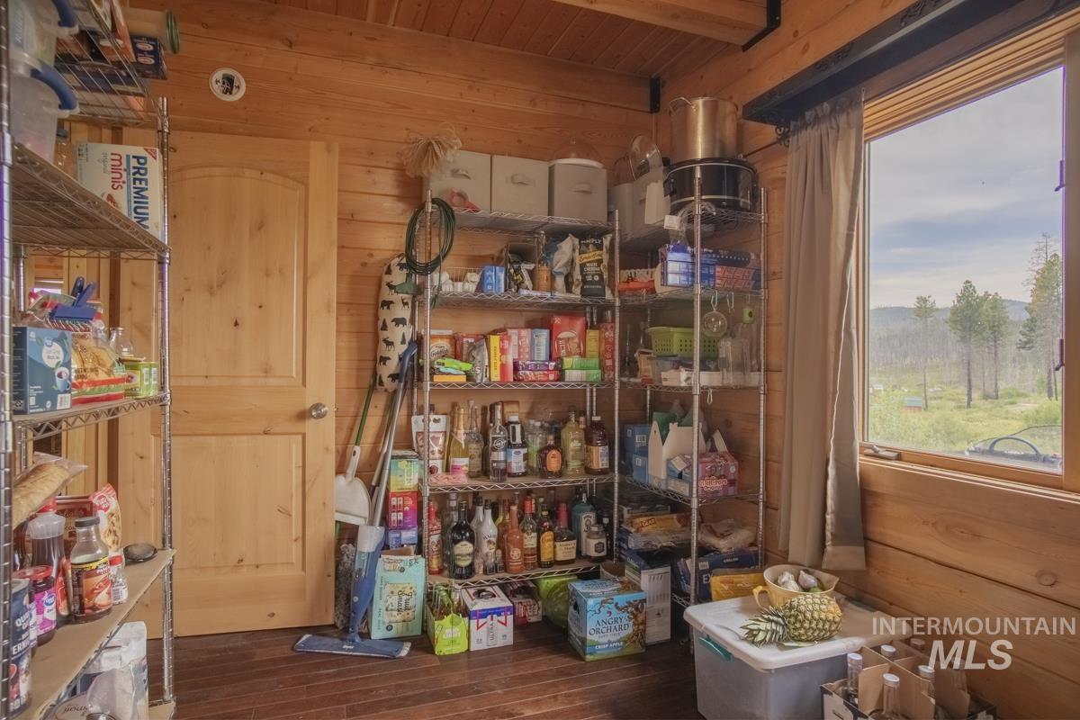 319 S Hill Place, Fall Creek, Idaho 83647, 2 Bedrooms, 1 Bathroom, Residential For Sale, Price $425,000, 98970980