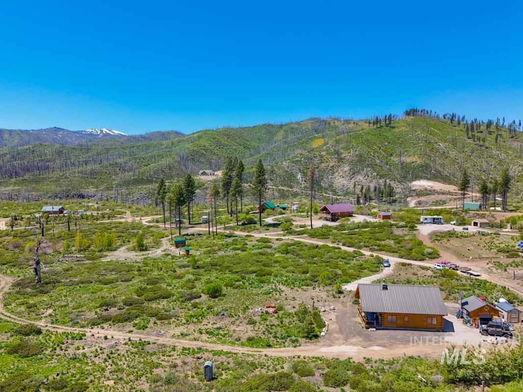 319 S Hill Place, Fall Creek, Idaho 83647, 2 Bedrooms, 1 Bathroom, Residential For Sale, Price $425,000, 98970980