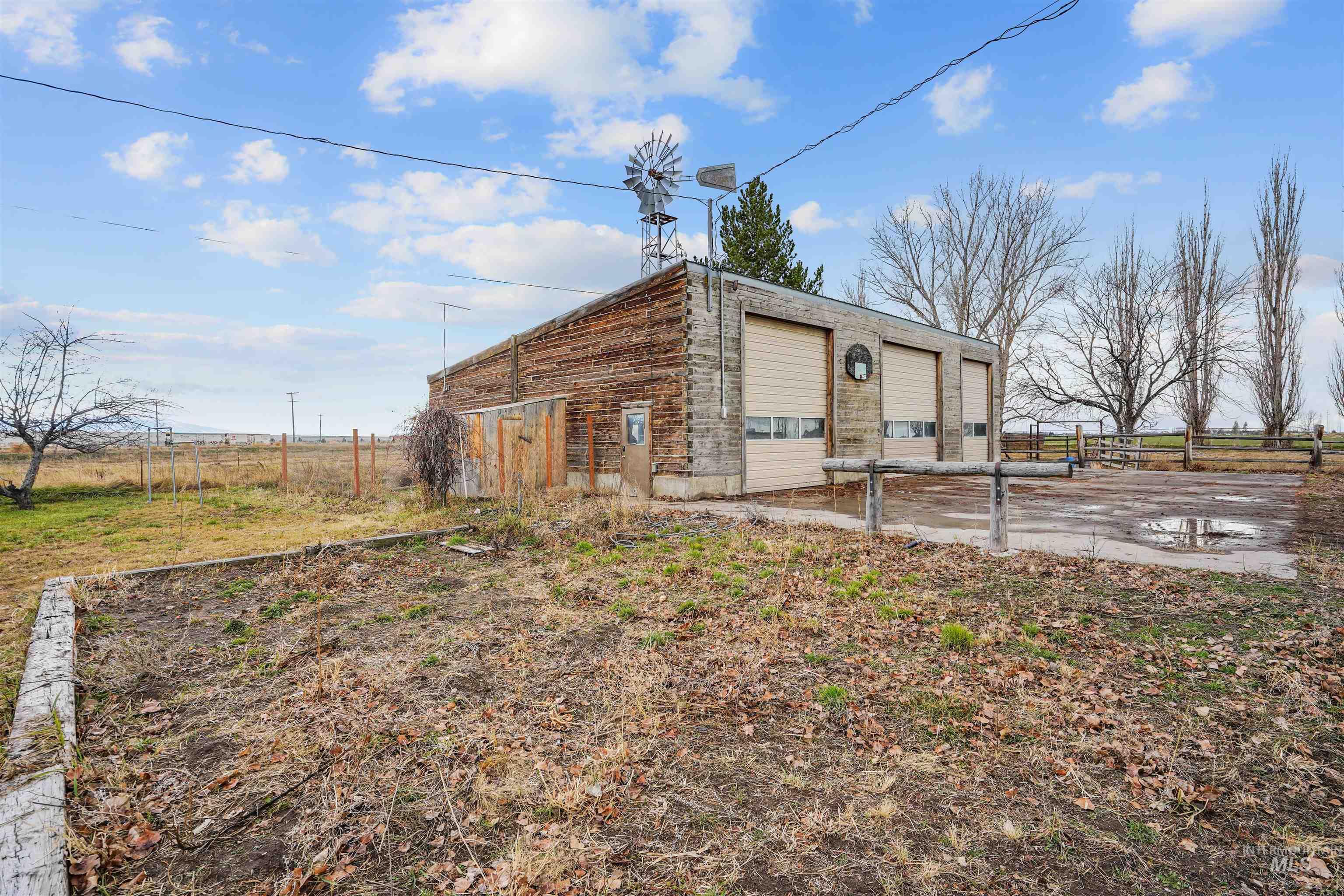 199 N Highway 24, Rupert, Idaho 83350, 3 Bedrooms, 2 Bathrooms, Residential For Sale, Price $500,000,MLS 98970981
