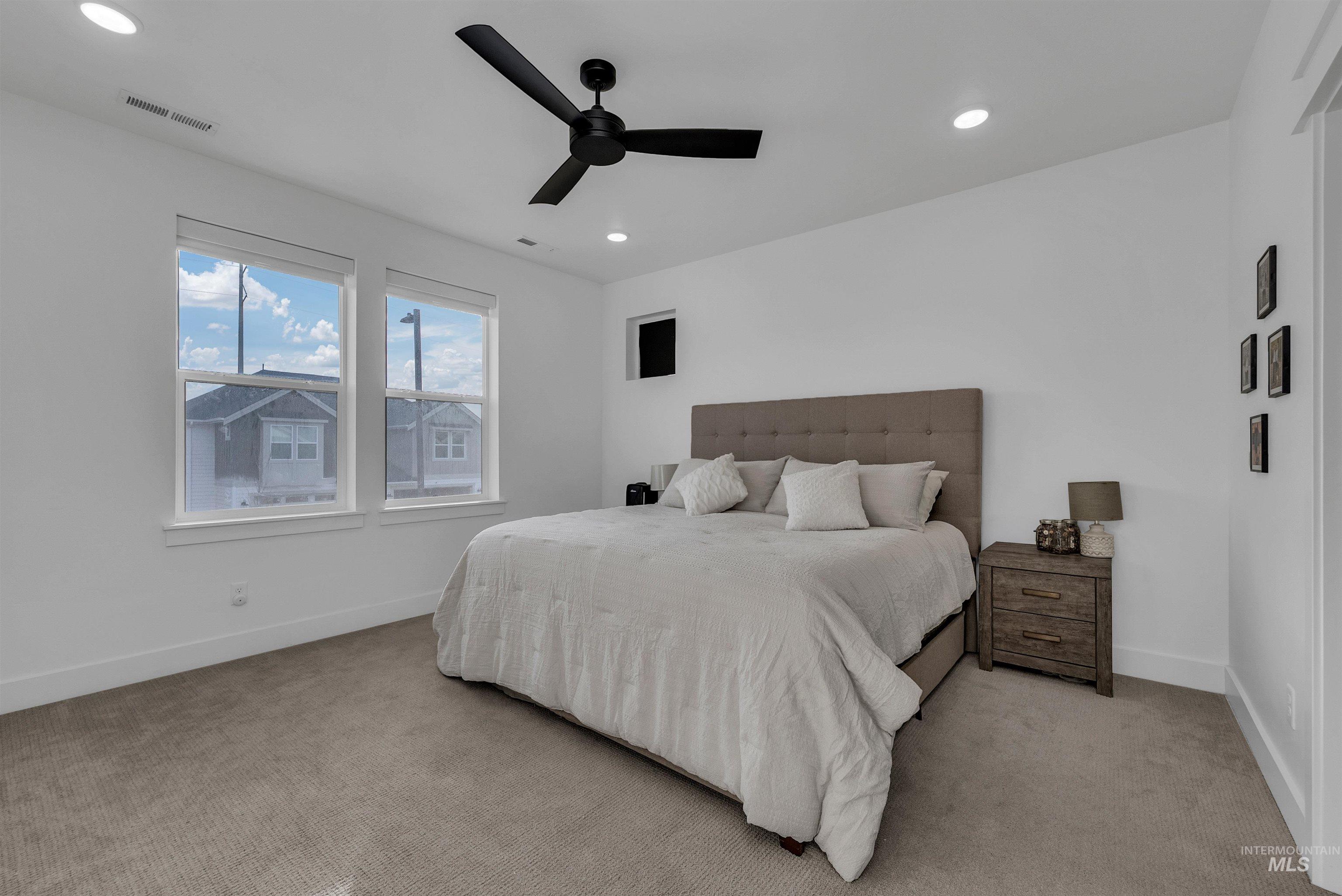 4678 W Riva Capri, Meridian, Idaho 83646, 3 Bedrooms, 2.5 Bathrooms, Residential For Sale, Price $489,000,MLS 98970982