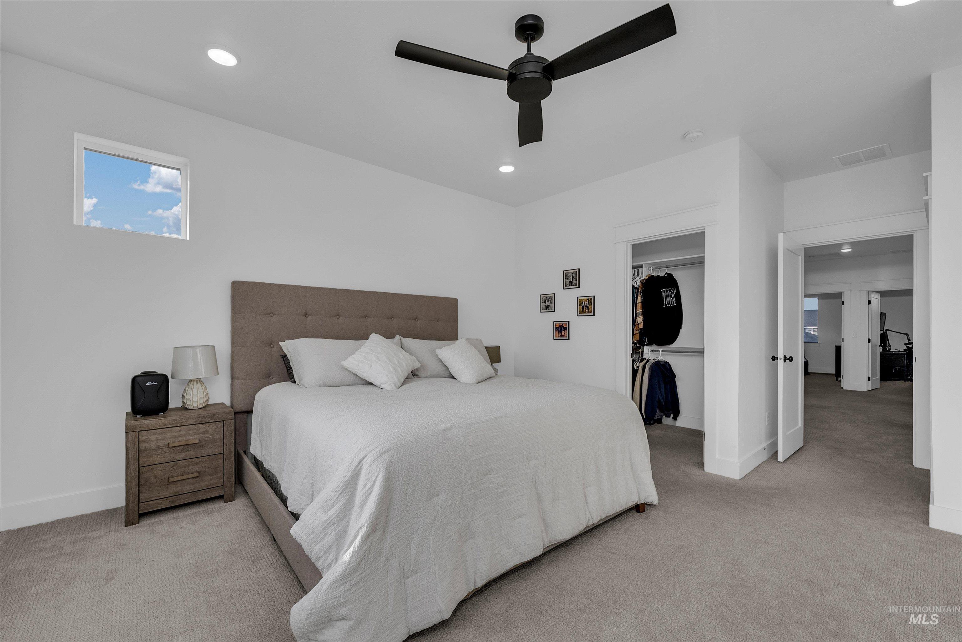 4678 W Riva Capri, Meridian, Idaho 83646, 3 Bedrooms, 2.5 Bathrooms, Residential For Sale, Price $489,000,MLS 98970982