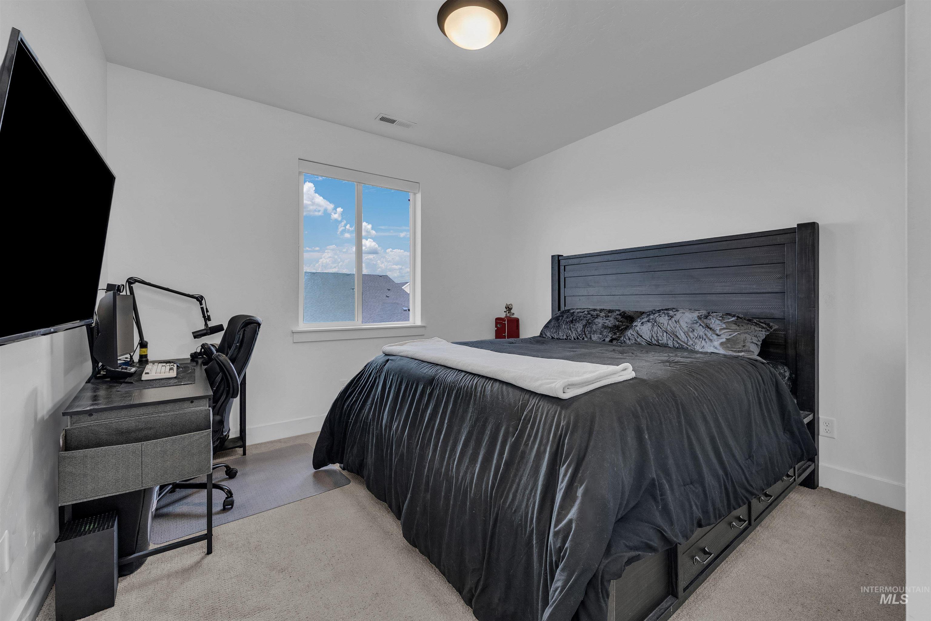 4678 W Riva Capri, Meridian, Idaho 83646, 3 Bedrooms, 2.5 Bathrooms, Residential For Sale, Price $489,000,MLS 98970982