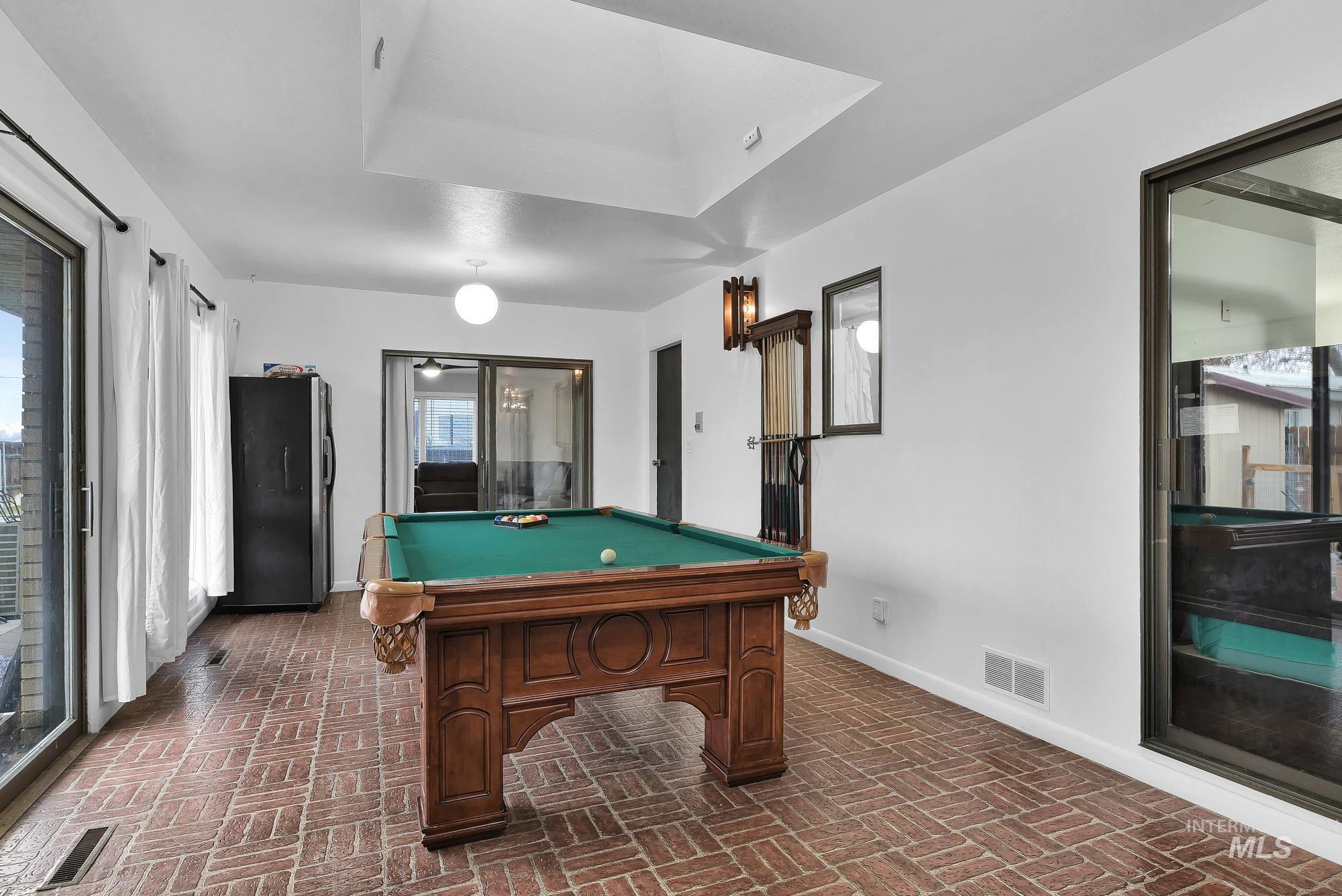 709 E Elm Ave, Parma, Idaho 83660, 4 Bedrooms, 3 Bathrooms, Residential For Sale, Price $535,000, 98970987