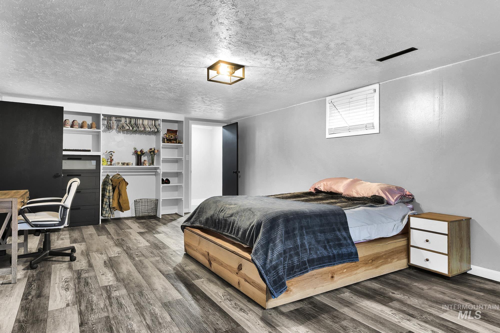 709 E Elm Ave, Parma, Idaho 83660, 4 Bedrooms, 3 Bathrooms, Residential For Sale, Price $535,000,MLS 98970987